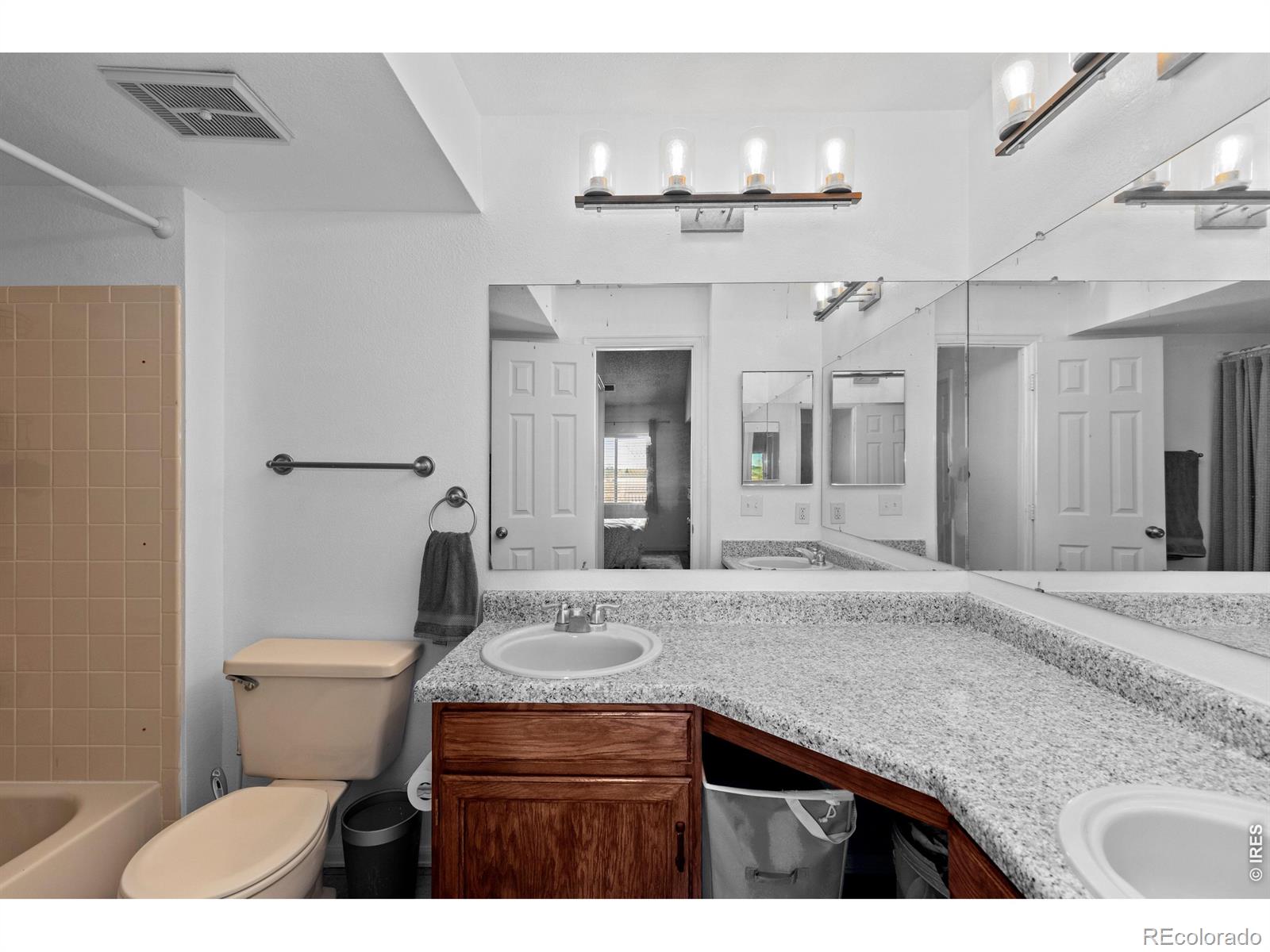 MLS Image #22 for 3600 s pierce street #1-207,denver, Colorado