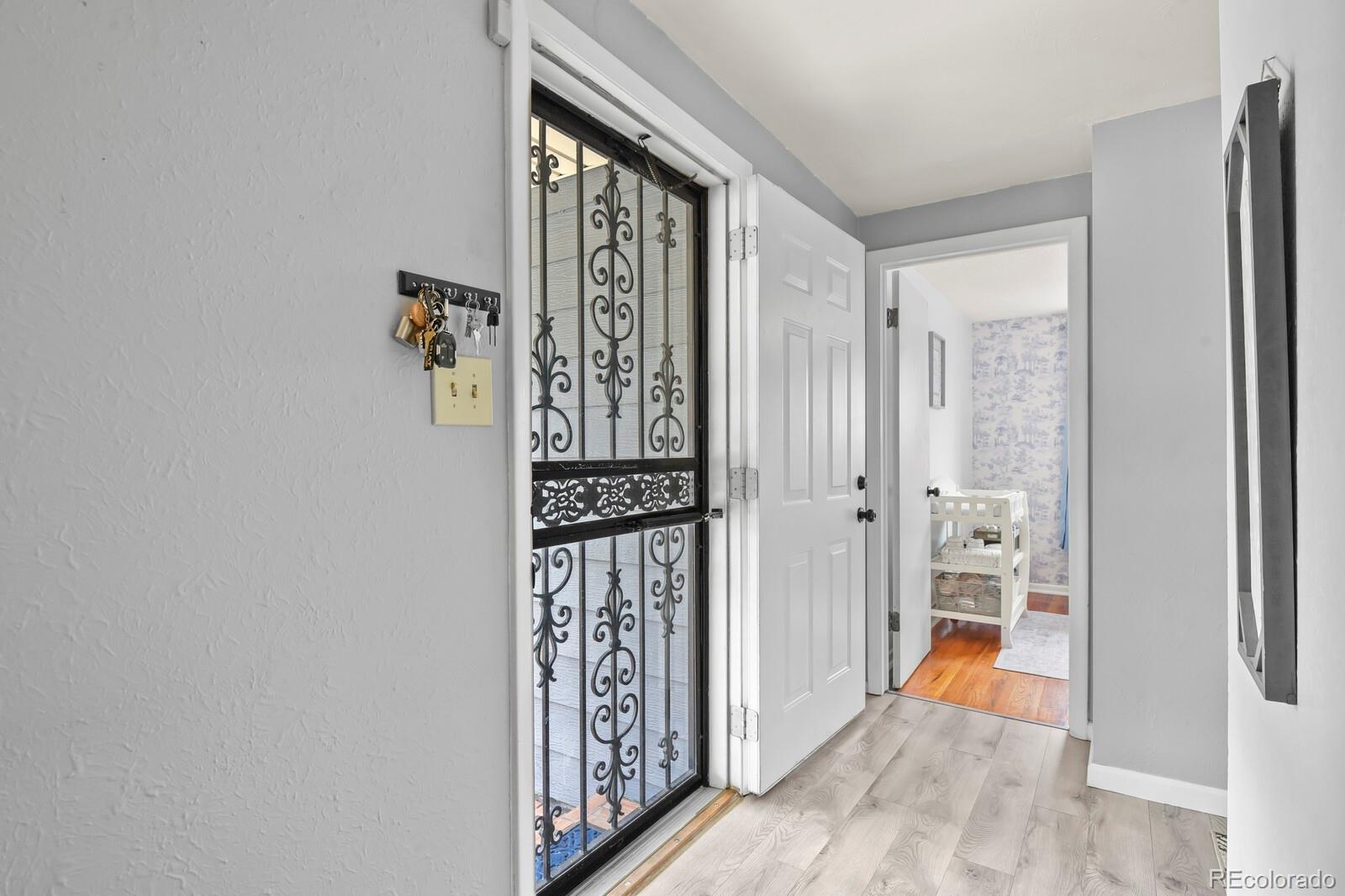 MLS Image #4 for 7510  monaco street,commerce city, Colorado