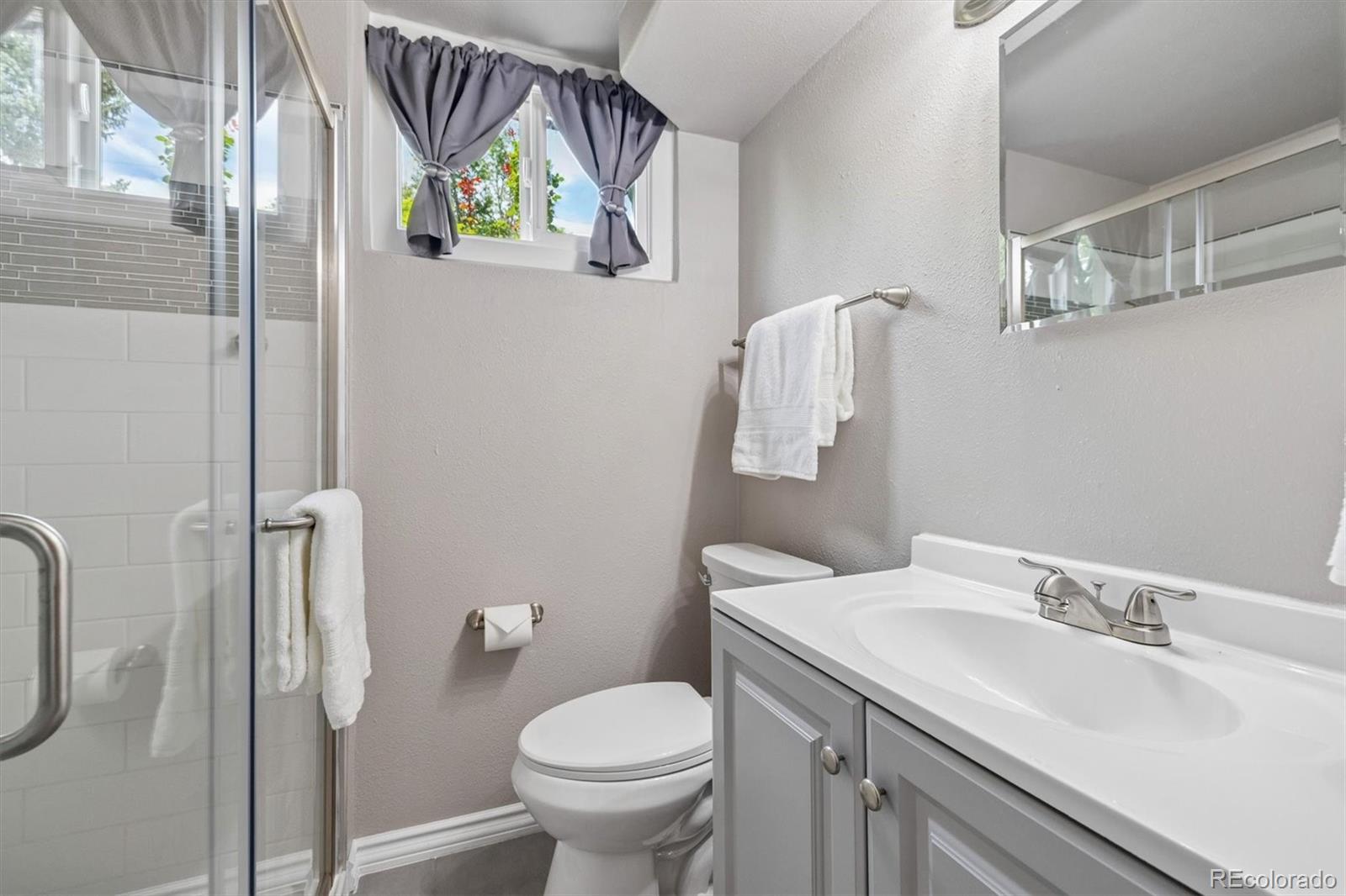 MLS Image #20 for 1843 s glencoe street,denver, Colorado