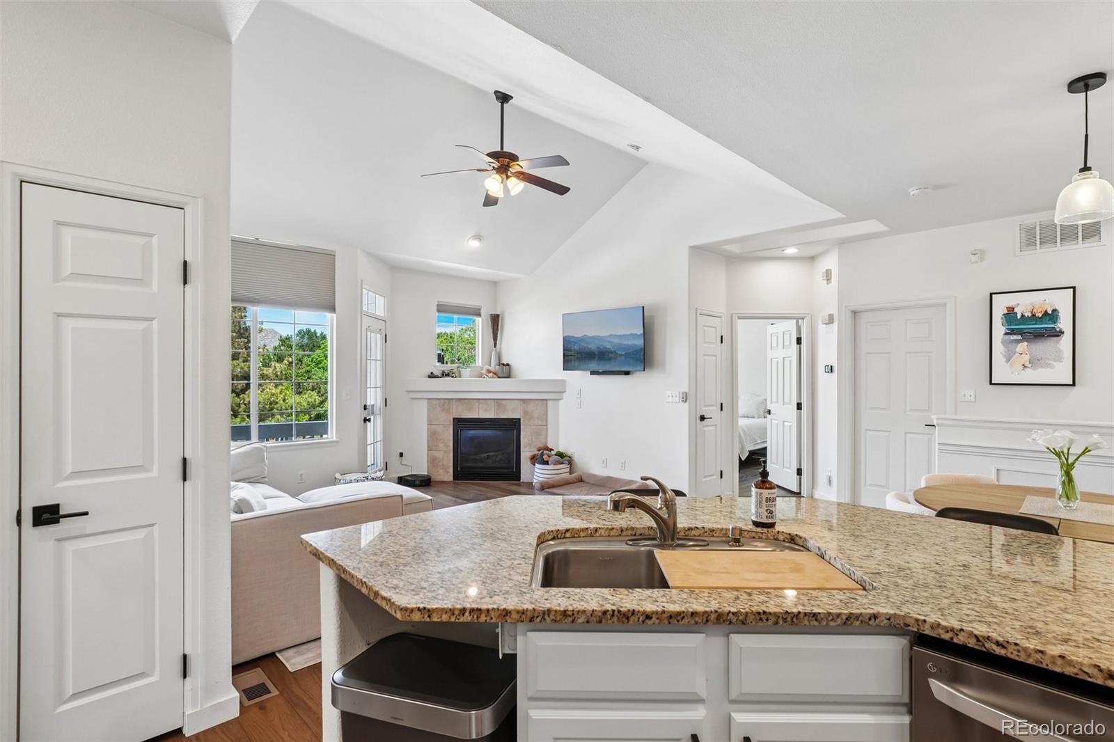 MLS Image #14 for 9465  carlyle park place,highlands ranch, Colorado