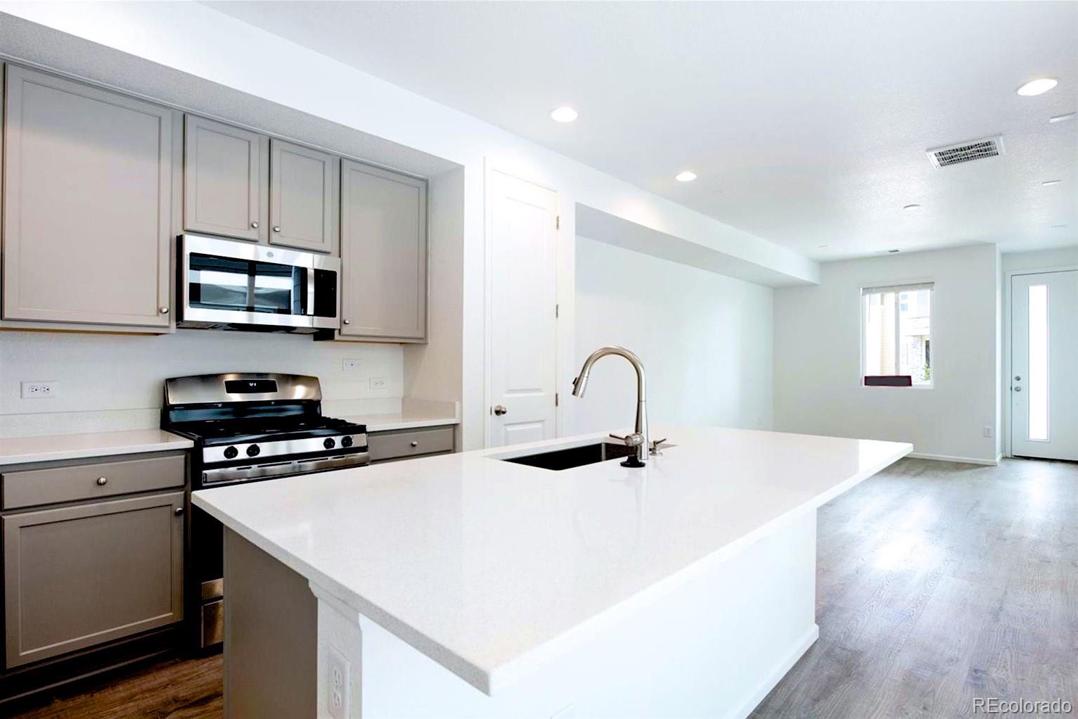 MLS Image #5 for 5323  spalding place,longmont, Colorado