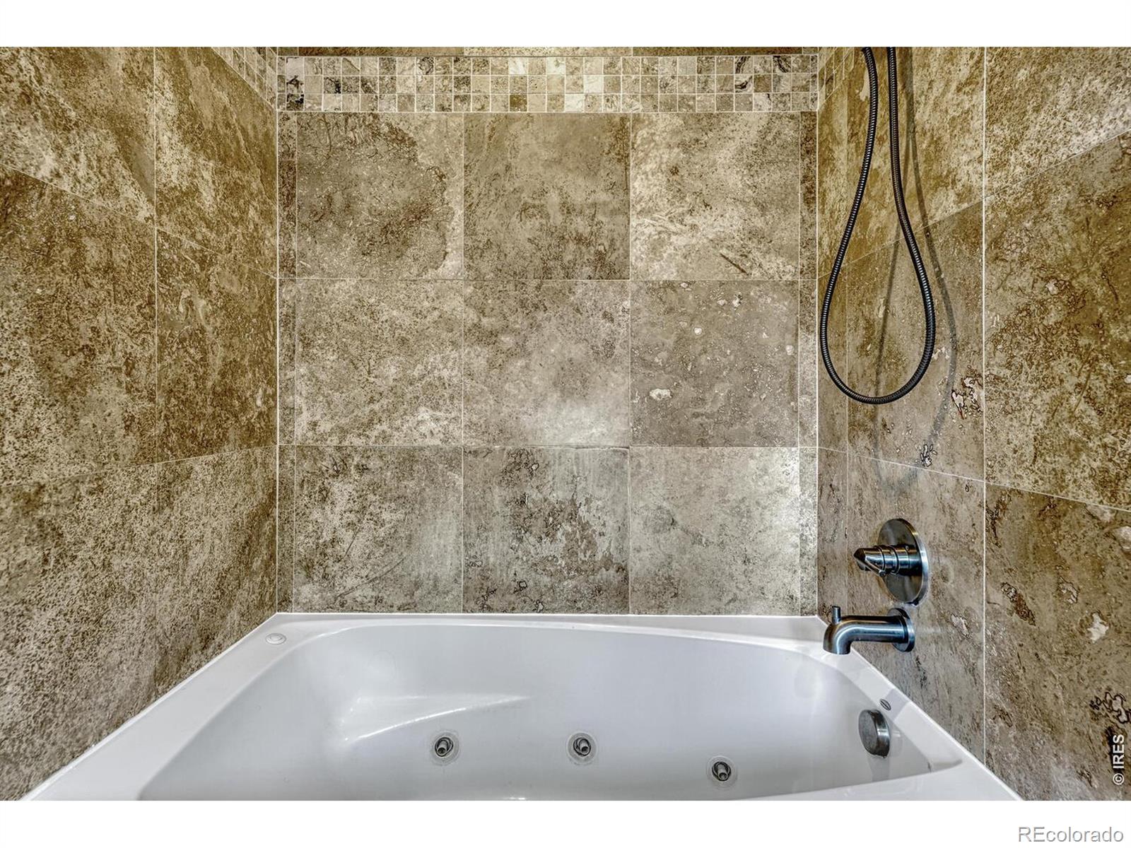 MLS Image #19 for 7909 s poplar way,centennial, Colorado