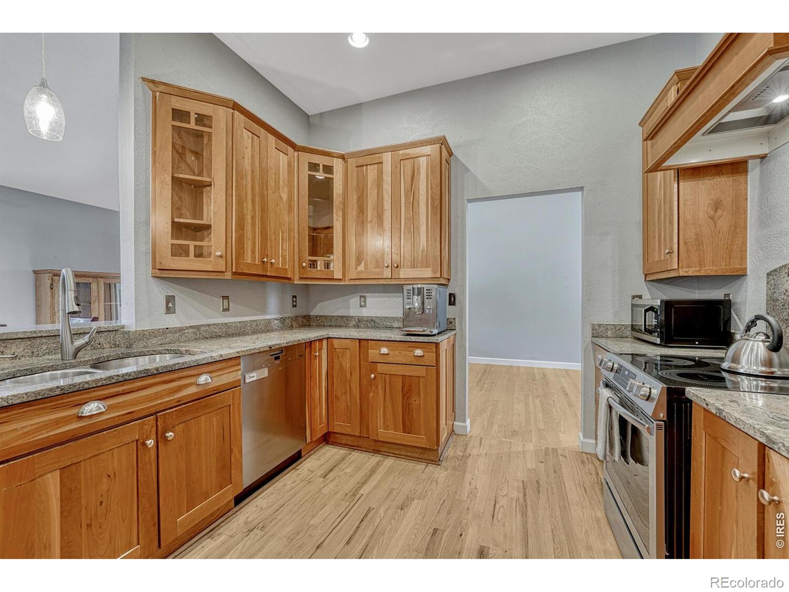 MLS Image #5 for 7909 s poplar way,centennial, Colorado