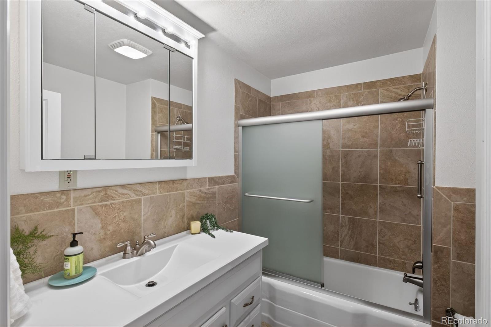 MLS Image #18 for 2220  east street,golden, Colorado
