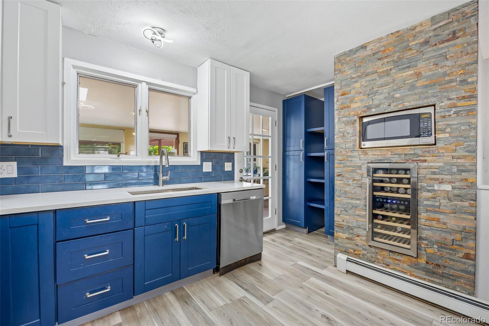 MLS Image #2 for 6408 s louthan street,littleton, Colorado