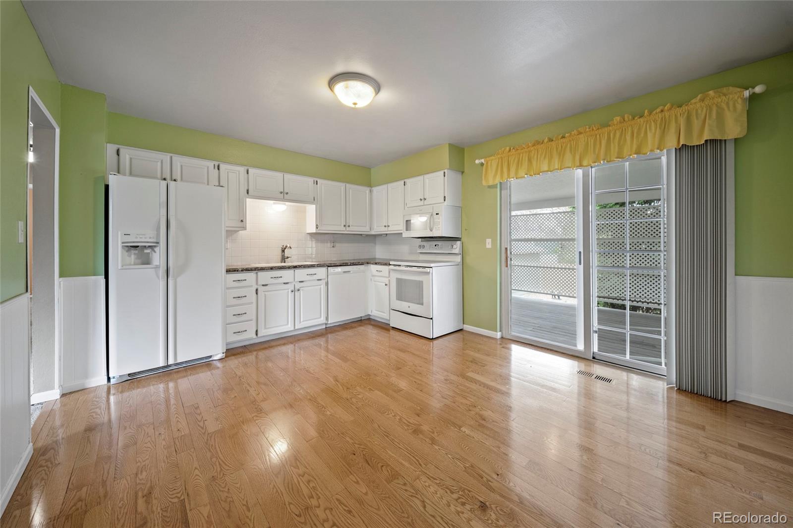 MLS Image #10 for 1115  ouray street,aurora, Colorado