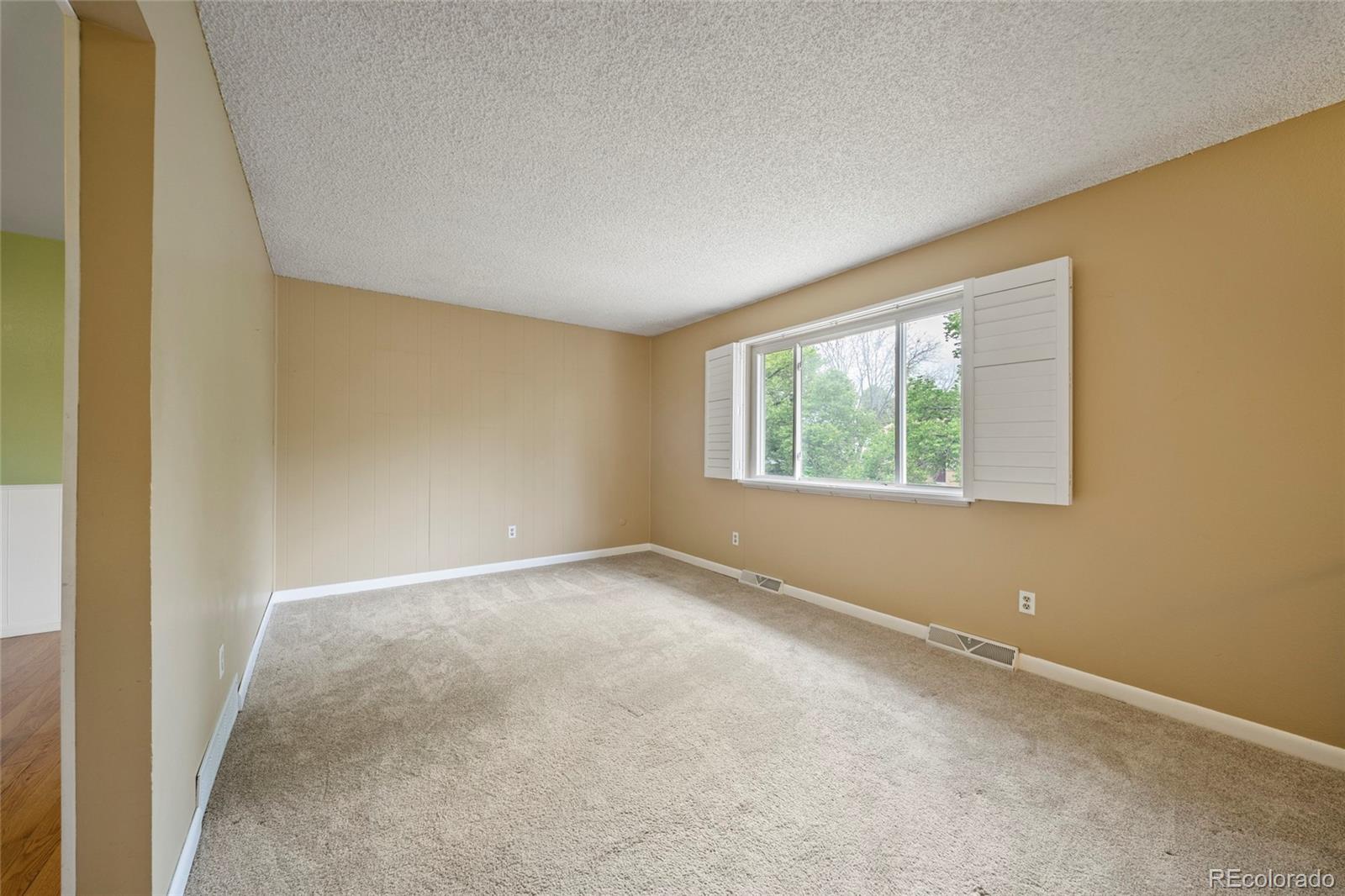 MLS Image #7 for 1115  ouray street,aurora, Colorado