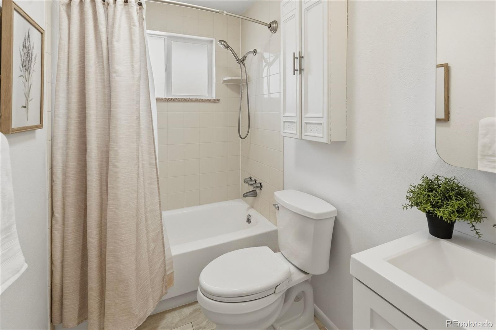 MLS Image #10 for 6978  kidder drive,denver, Colorado