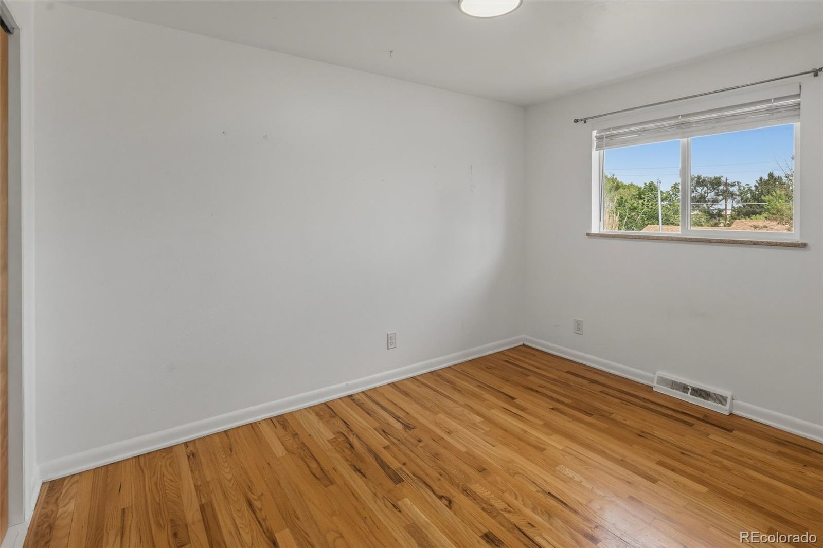 MLS Image #11 for 6978  kidder drive,denver, Colorado