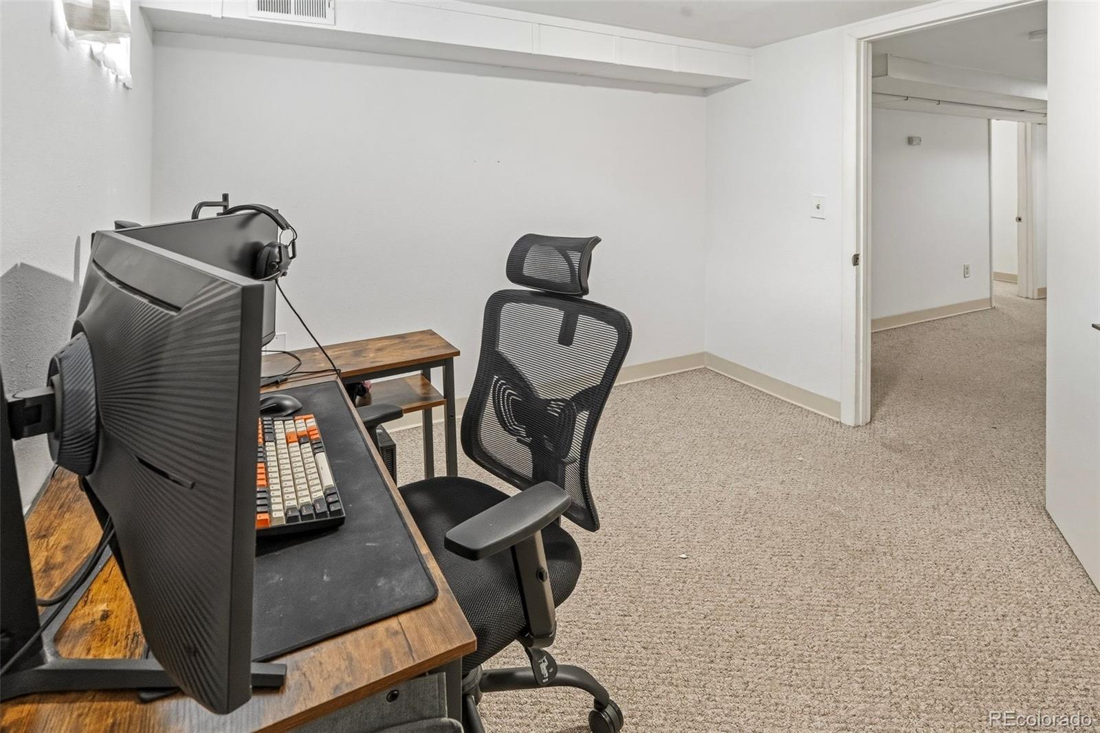 MLS Image #18 for 6978  kidder drive,denver, Colorado