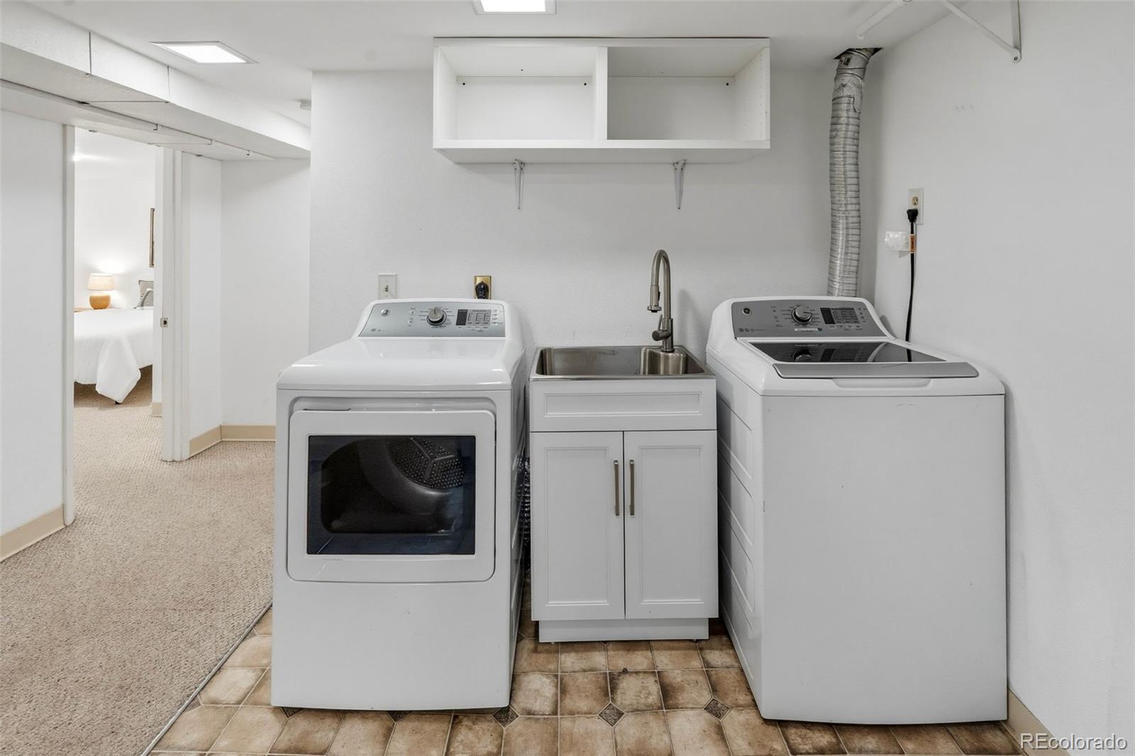 MLS Image #20 for 6978  kidder drive,denver, Colorado