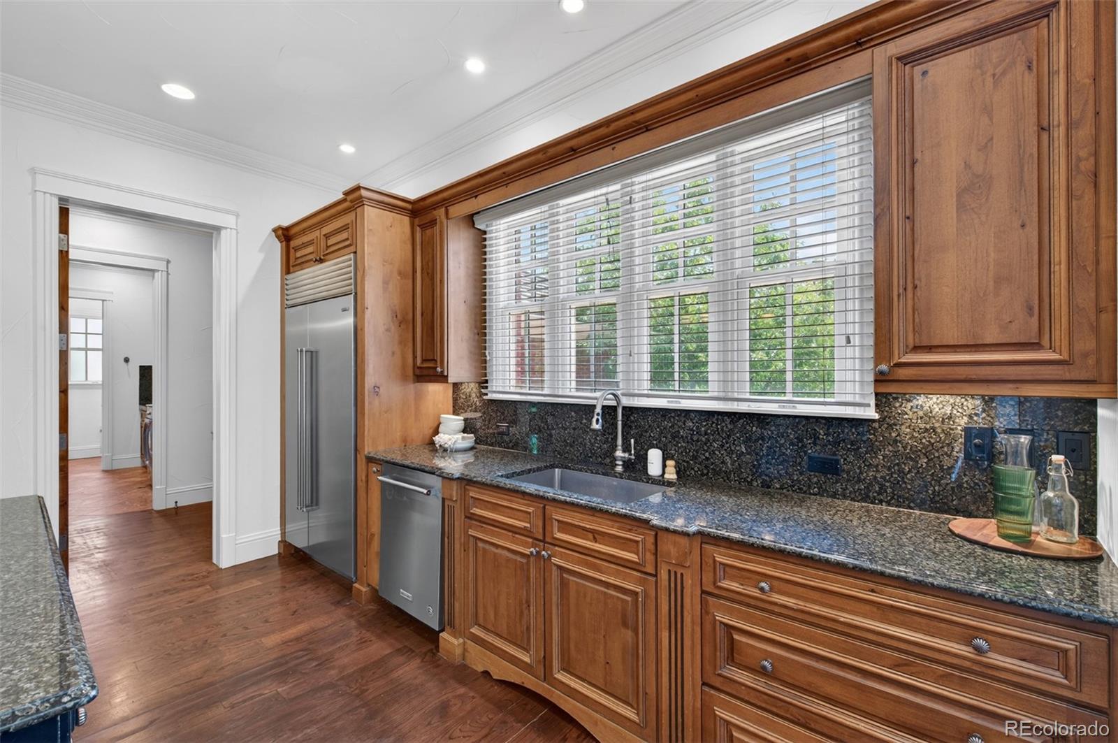 MLS Image #19 for 7600 e 6th avenue,denver, Colorado