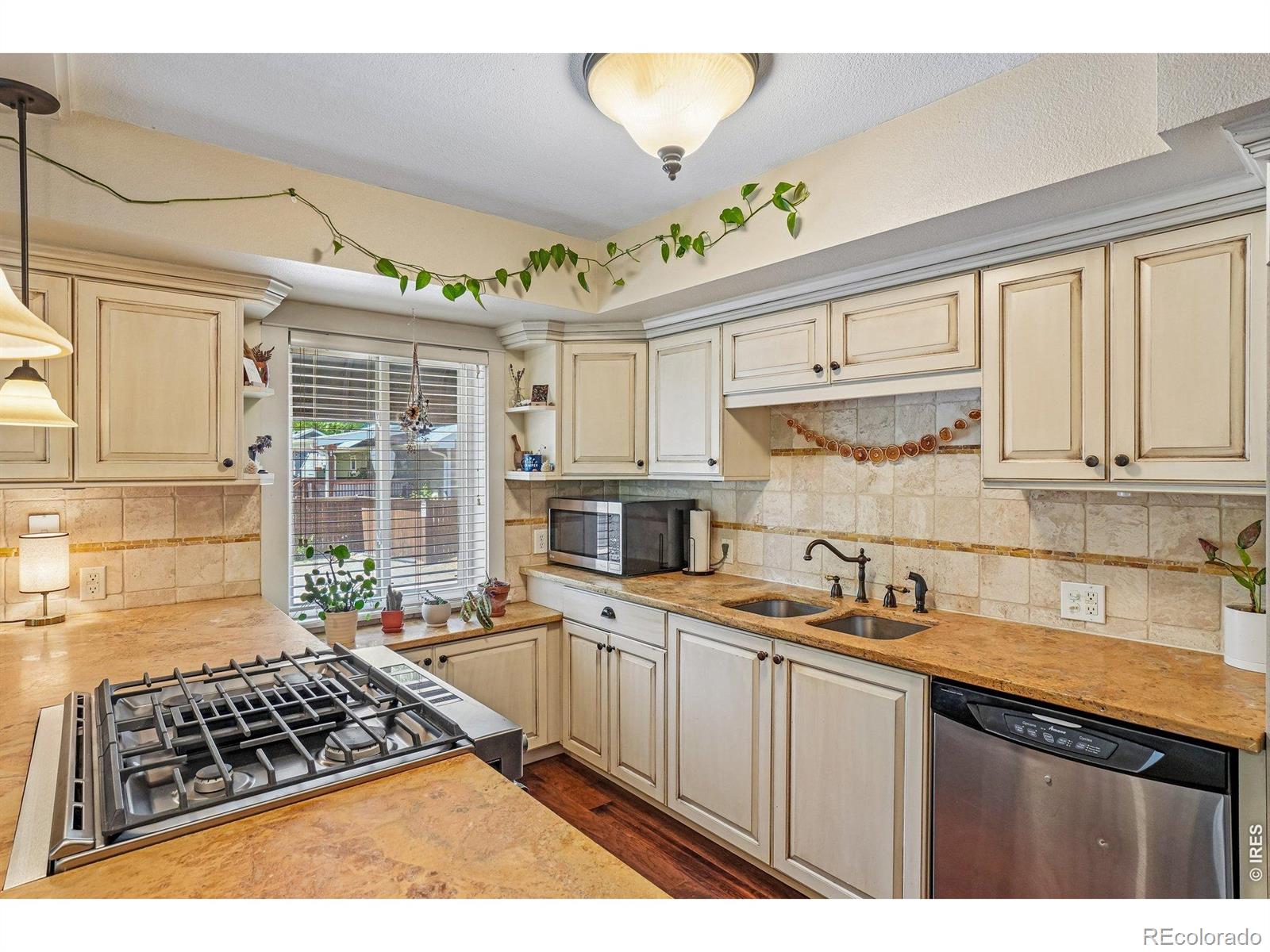 MLS Image #8 for 233 n meldrum street,fort collins, Colorado