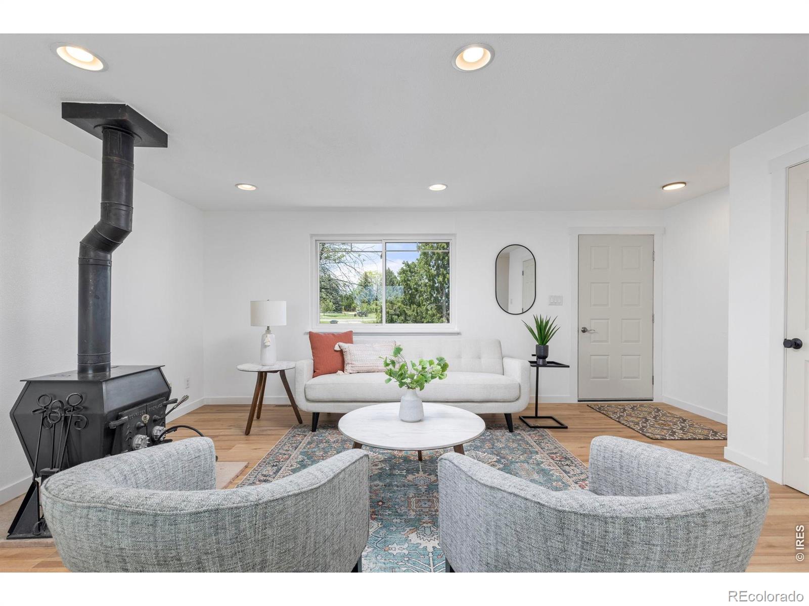 MLS Image #5 for 5009  gary drive,berthoud, Colorado
