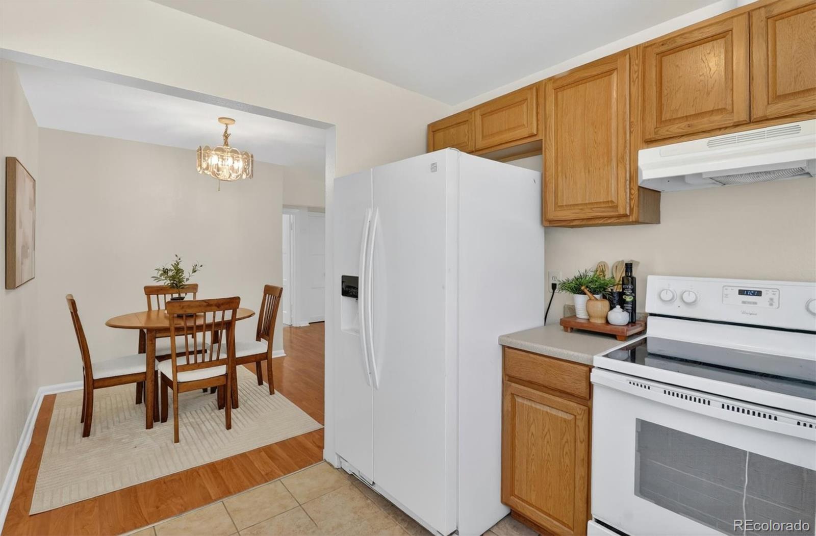 MLS Image #12 for 1908  geneva street,aurora, Colorado