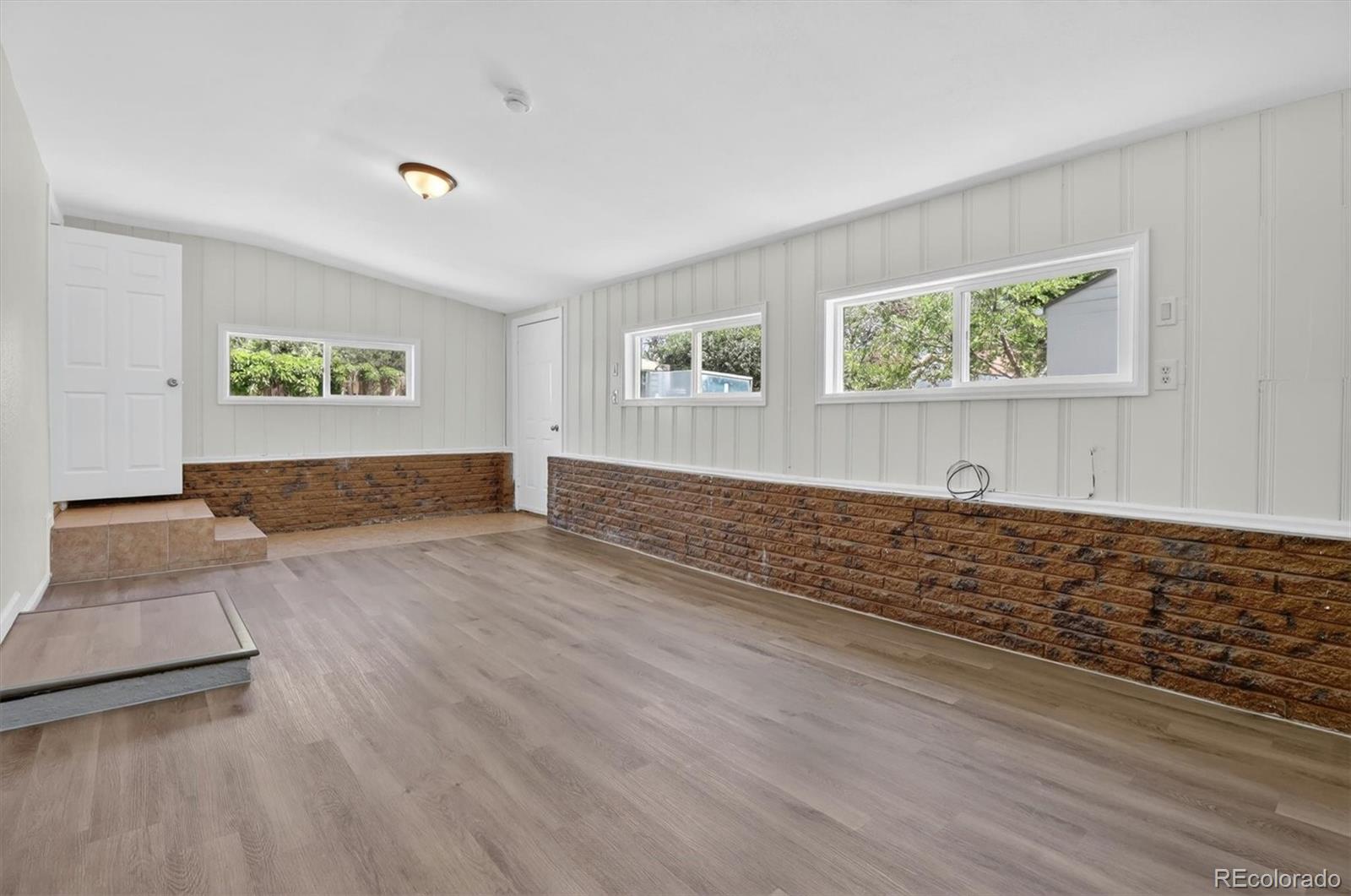 MLS Image #16 for 1908  geneva street,aurora, Colorado