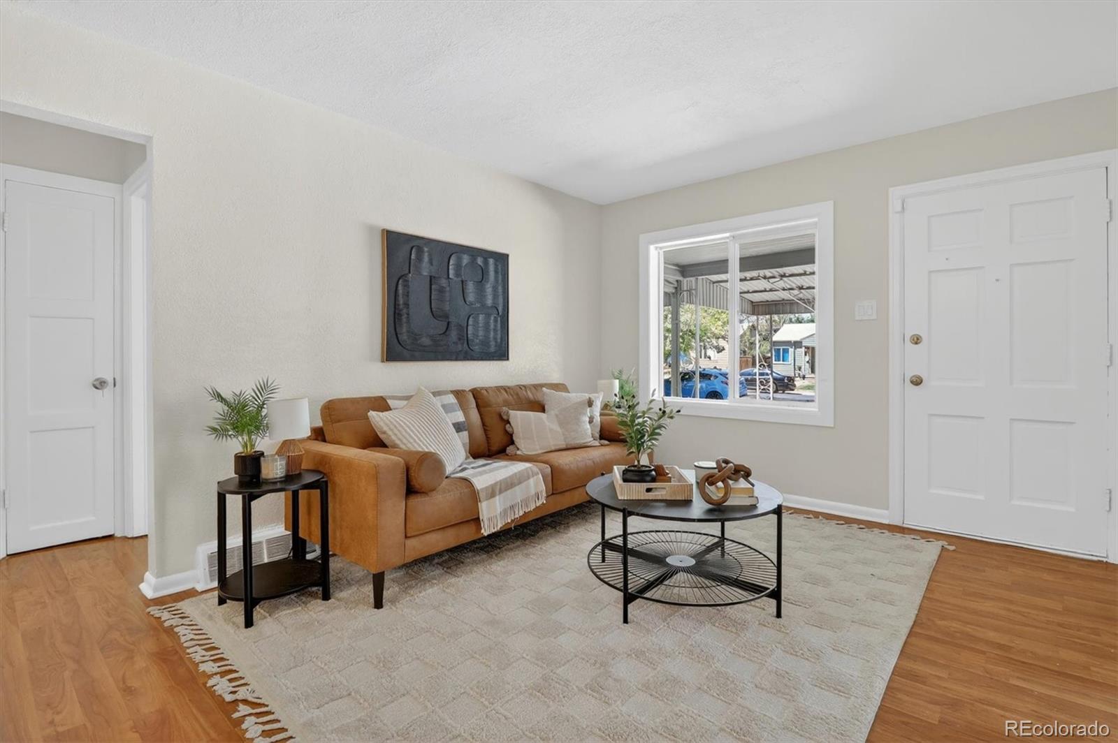 MLS Image #4 for 1908  geneva street,aurora, Colorado