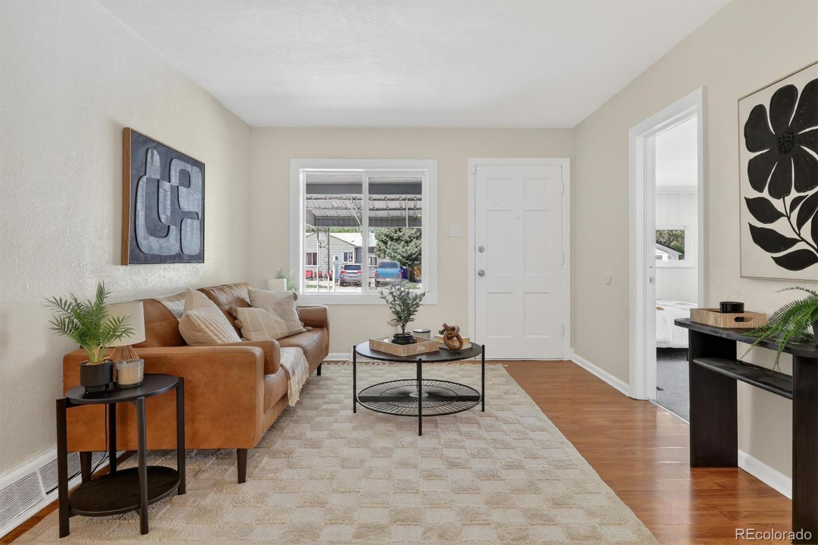 MLS Image #5 for 1908  geneva street,aurora, Colorado