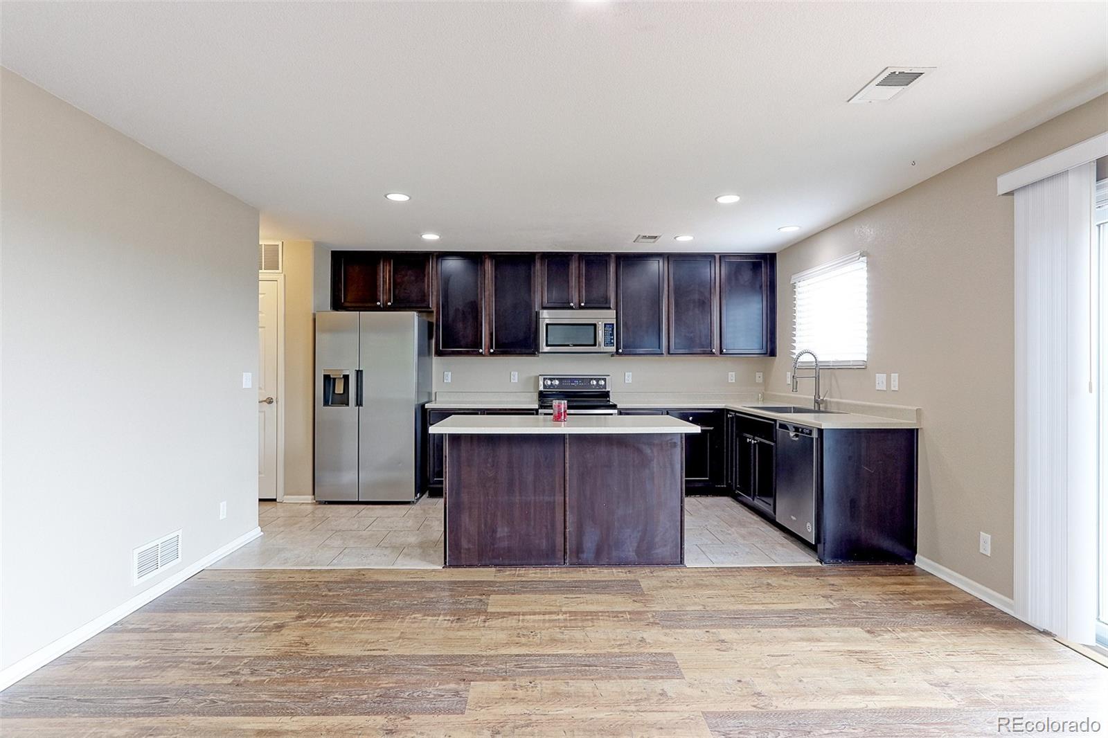 MLS Image #5 for 828  lonewolf circle,brighton, Colorado