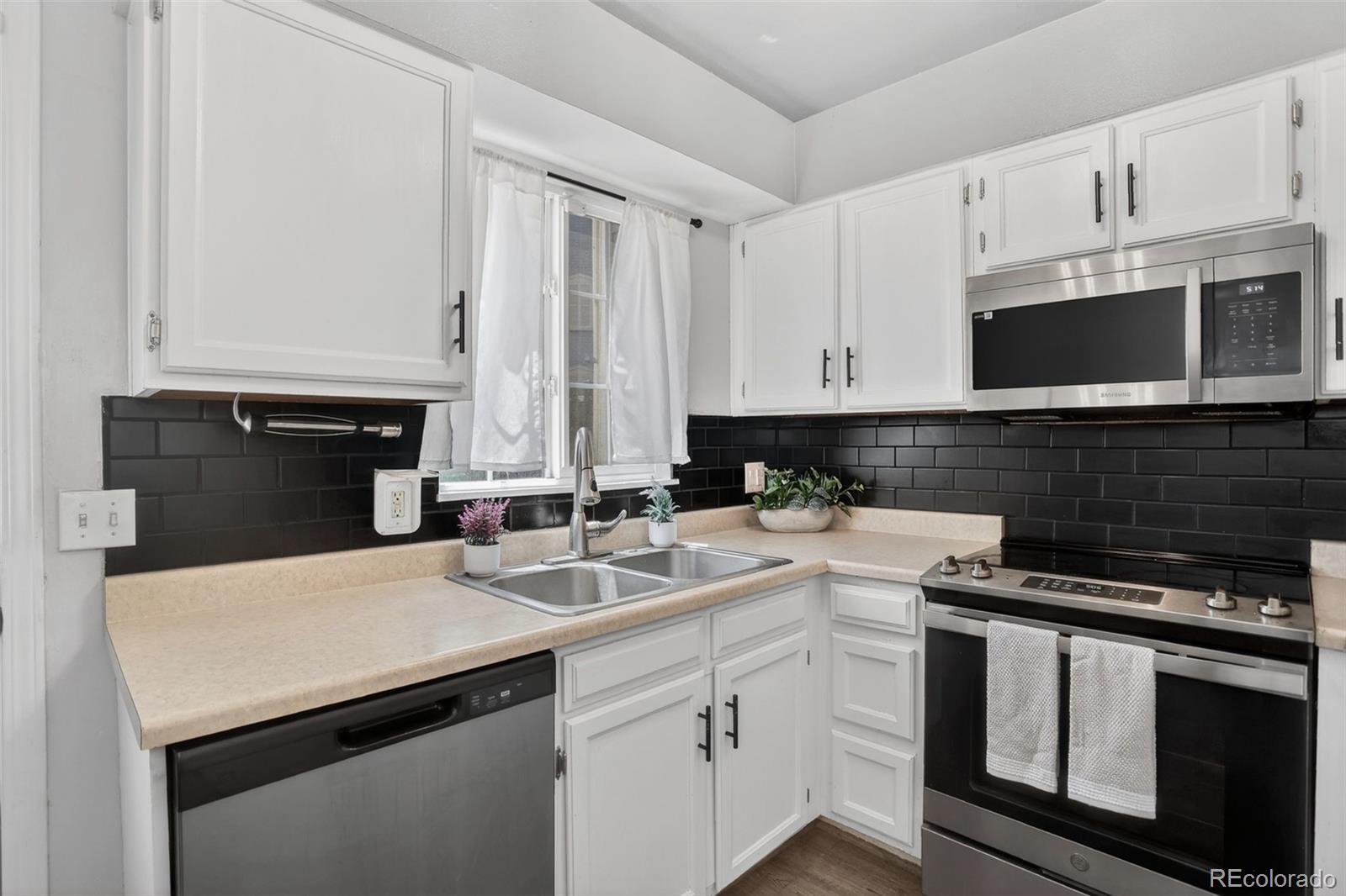 MLS Image #18 for 14416 e hawaii circle d,aurora, Colorado