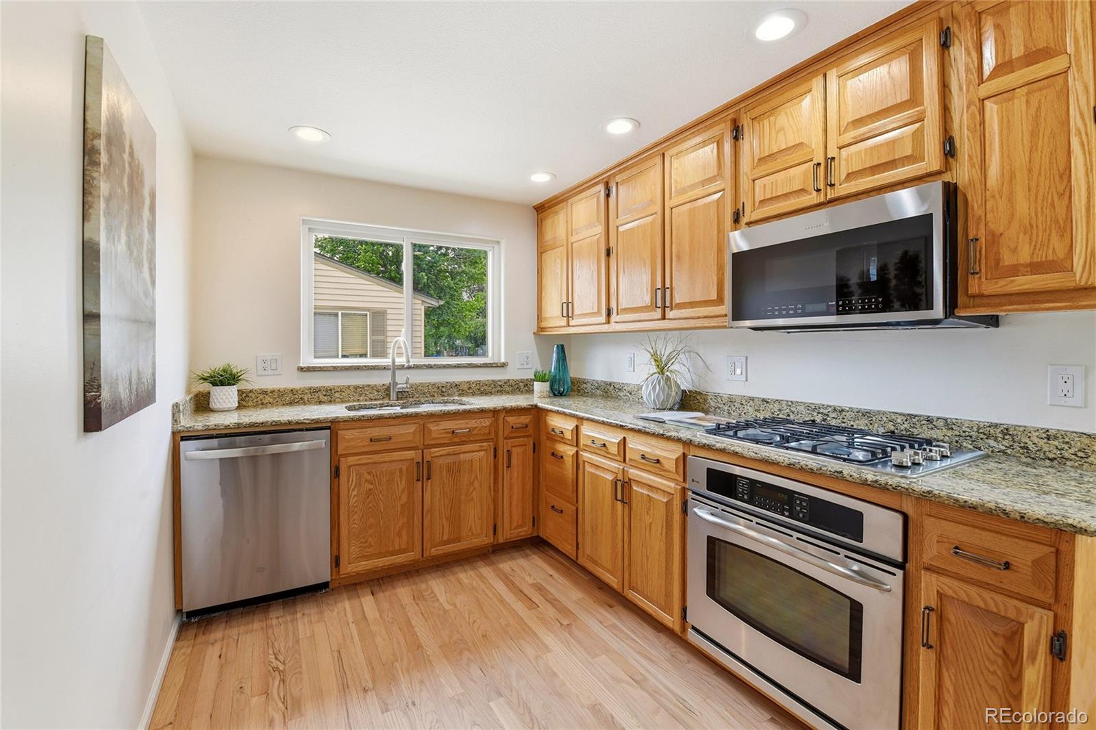 MLS Image #10 for 3727 s grove street,englewood, Colorado