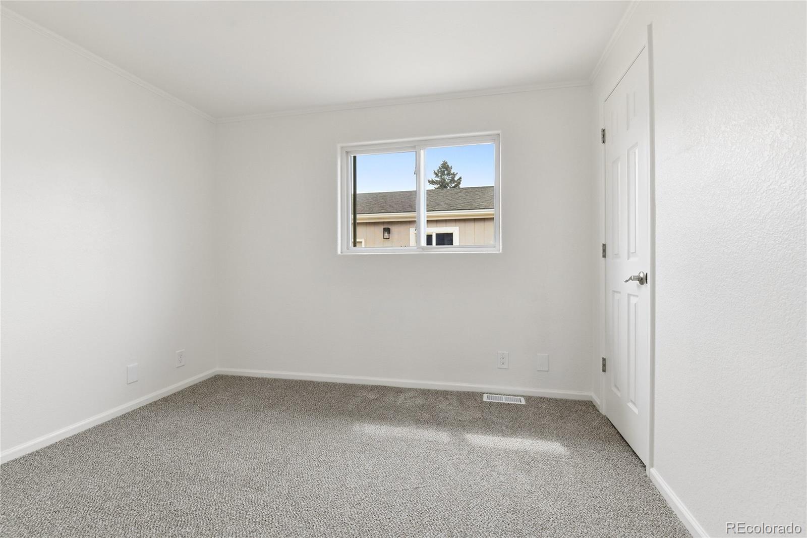 MLS Image #14 for 3727 s grove street,englewood, Colorado