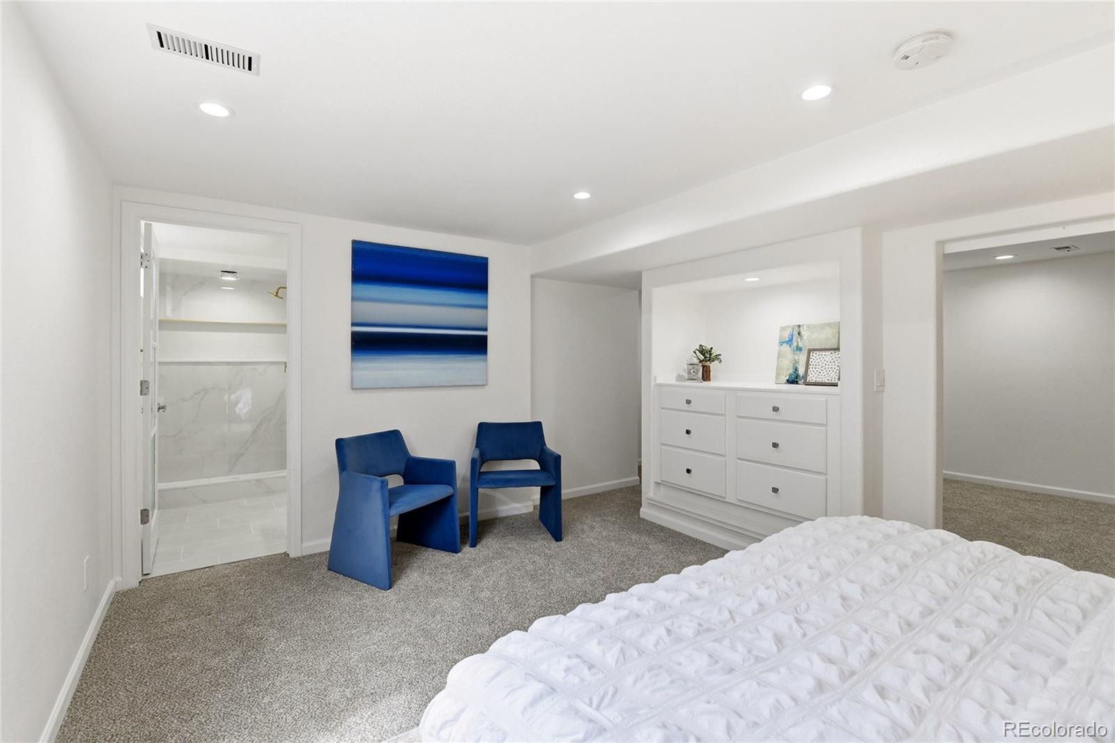 MLS Image #22 for 3727 s grove street,englewood, Colorado