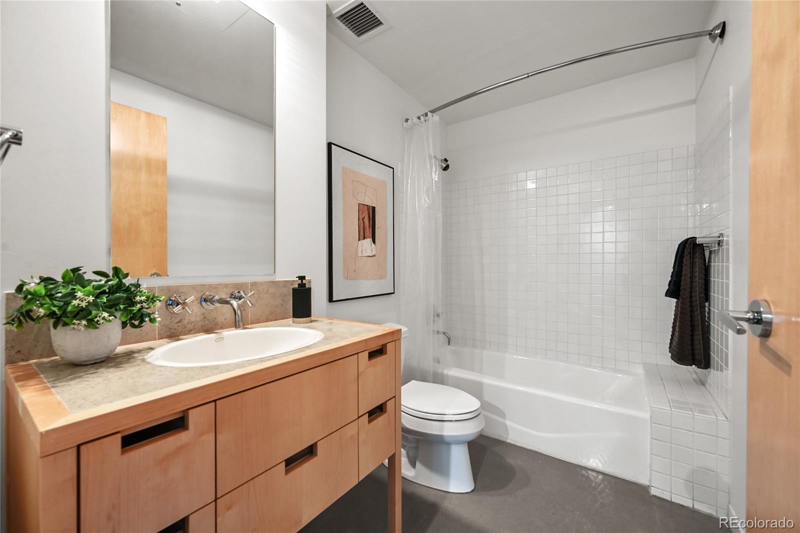 MLS Image #17 for 2100  16th street 606,denver, Colorado