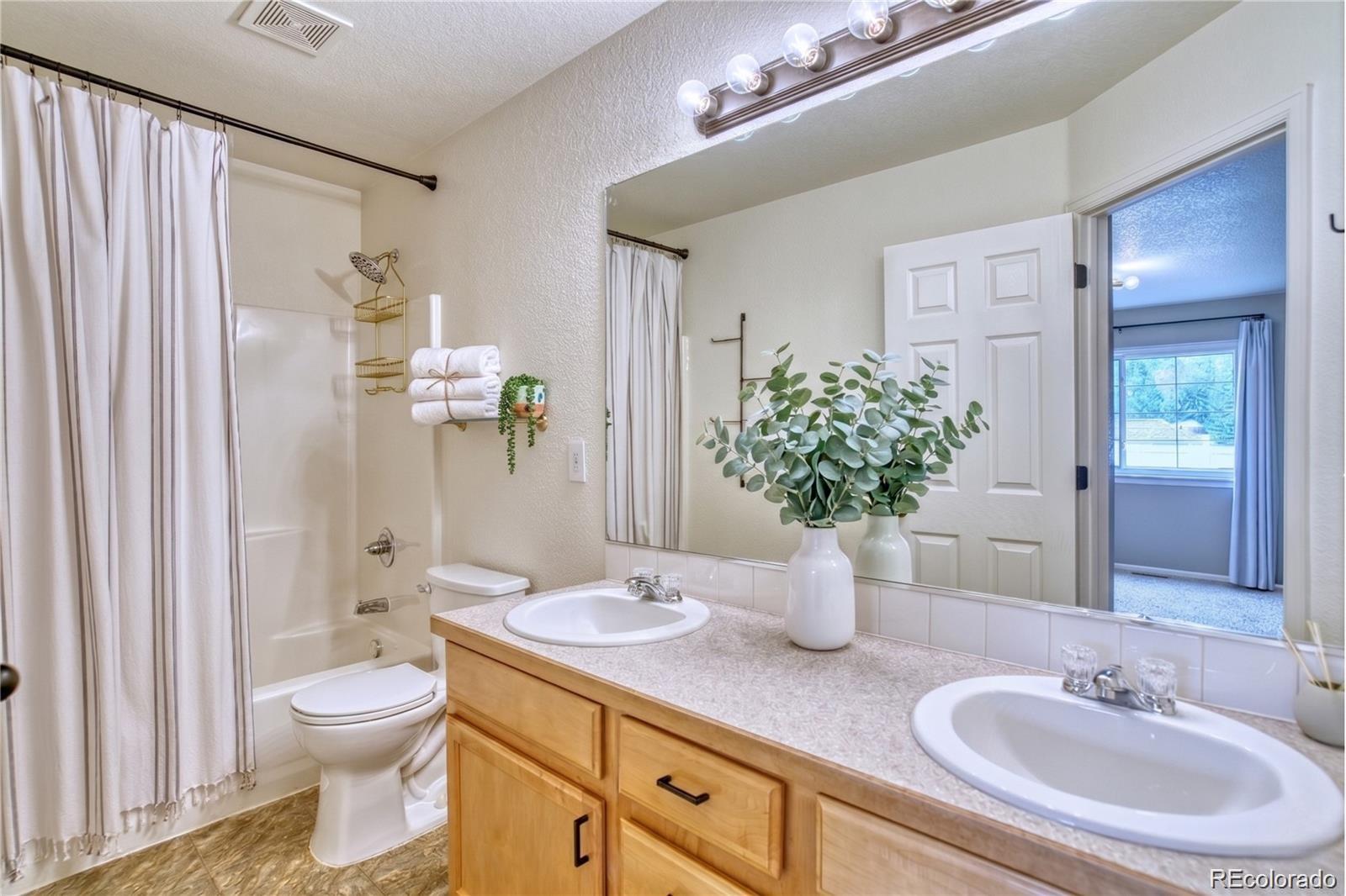 MLS Image #10 for 16167  cinnamon circle,mead, Colorado