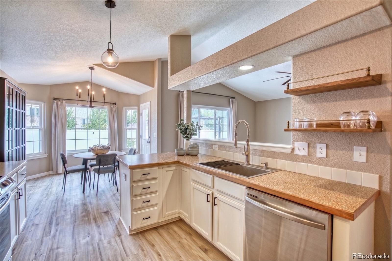MLS Image #3 for 16167  cinnamon circle,mead, Colorado