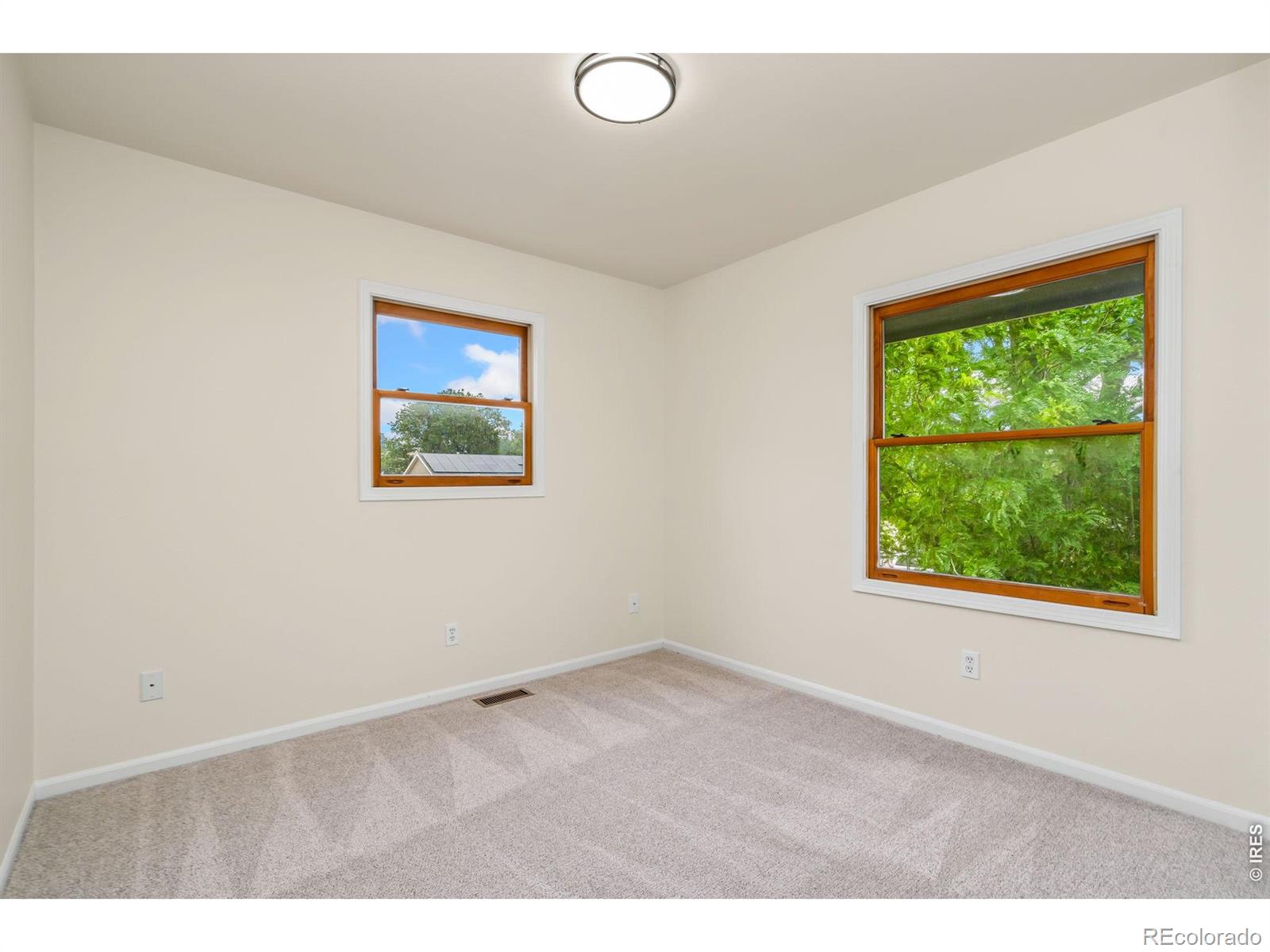MLS Image #15 for 3304  collins avenue,evans, Colorado