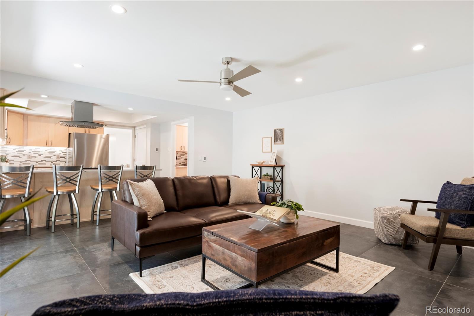 MLS Image #13 for 6071 s emporia circle,englewood, Colorado