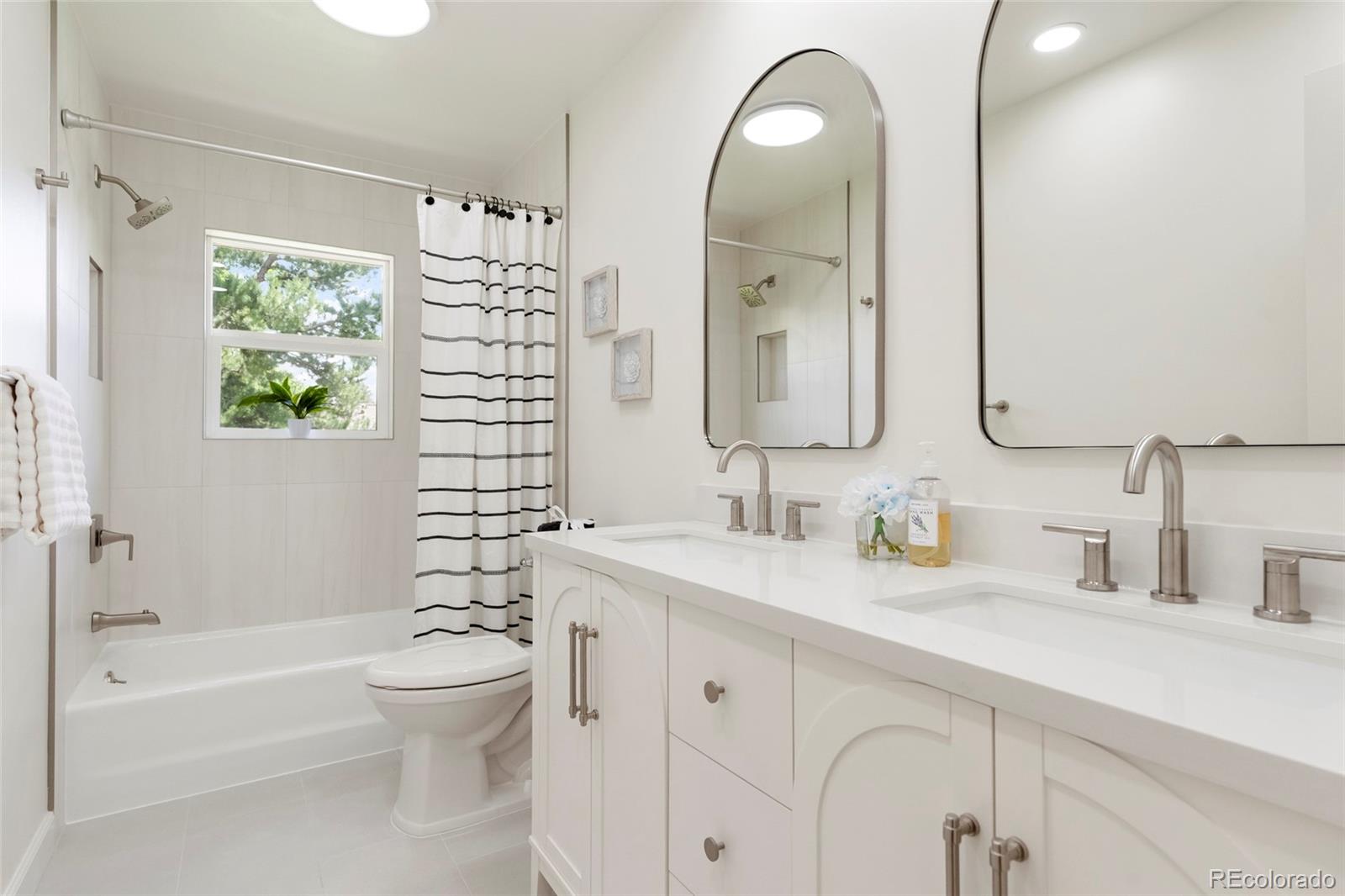 MLS Image #21 for 6071 s emporia circle,englewood, Colorado
