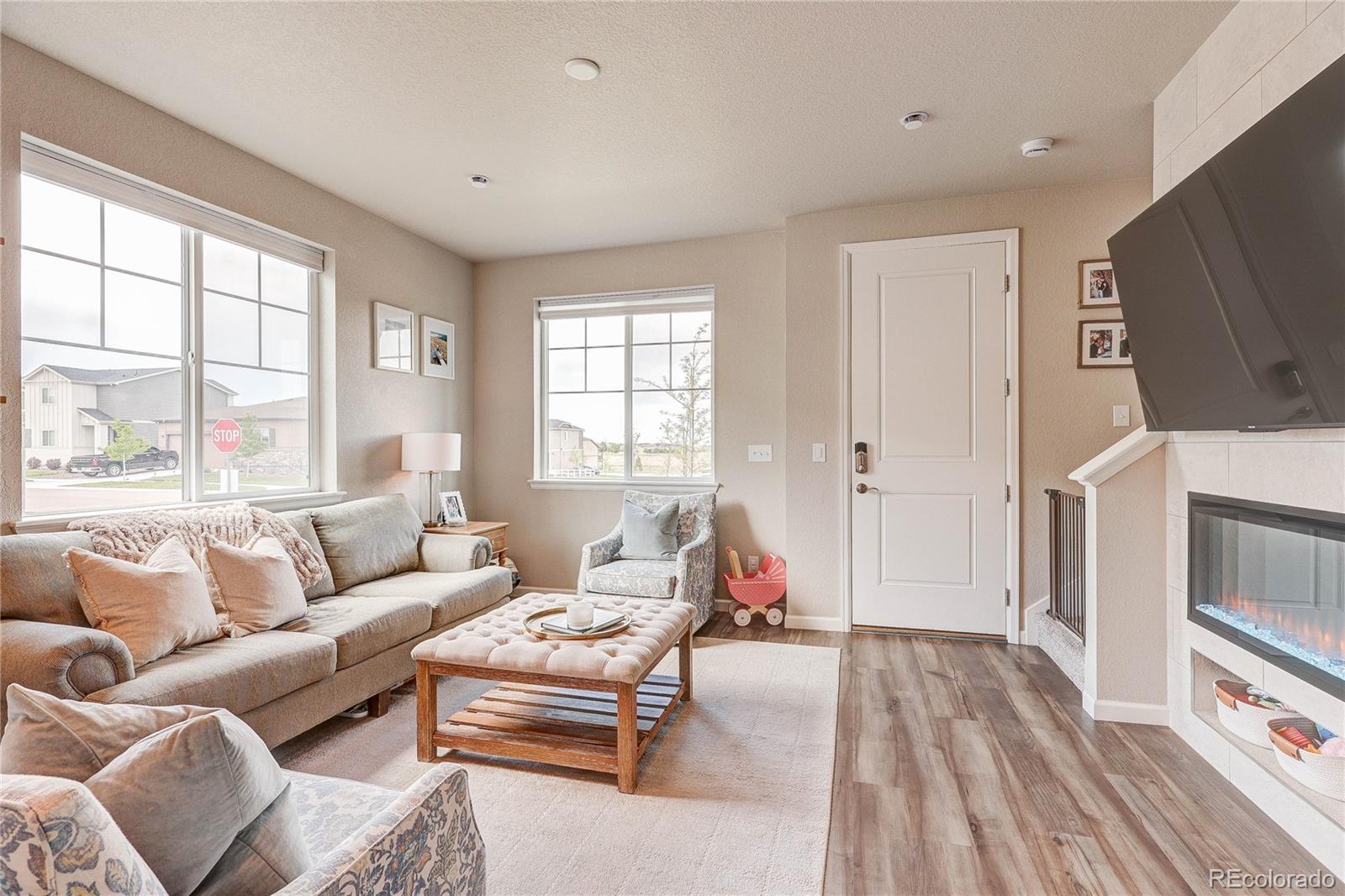 MLS Image #2 for 18232  caffey drive,parker, Colorado