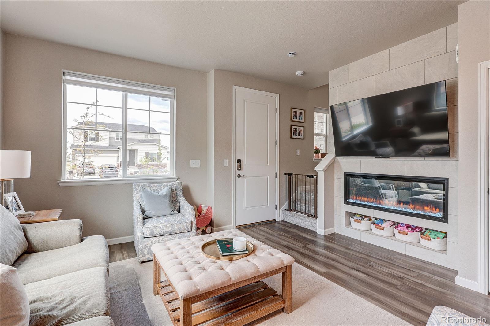 MLS Image #3 for 18232  caffey drive,parker, Colorado