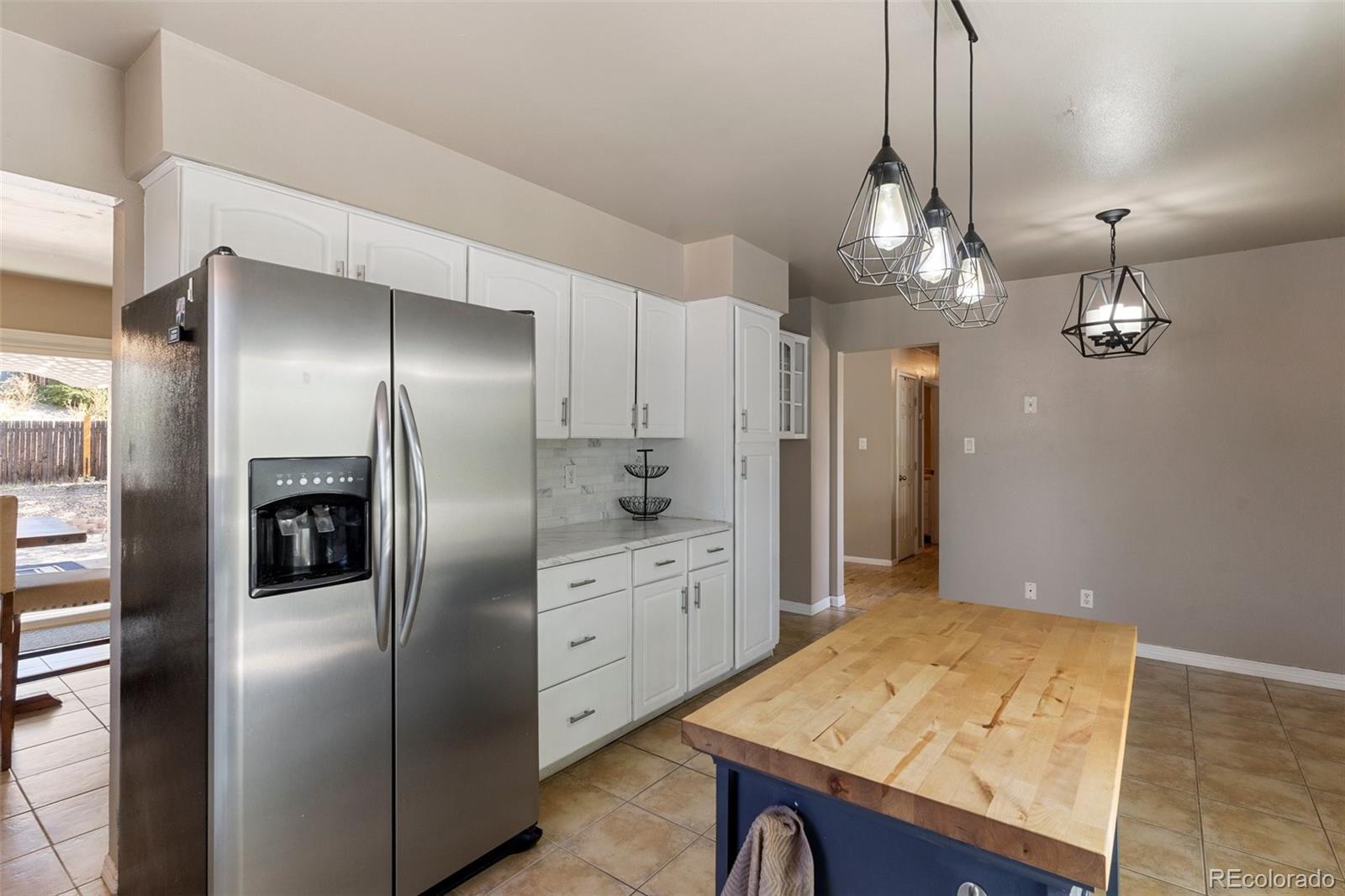 MLS Image #5 for 4032  valley drive,pueblo, Colorado