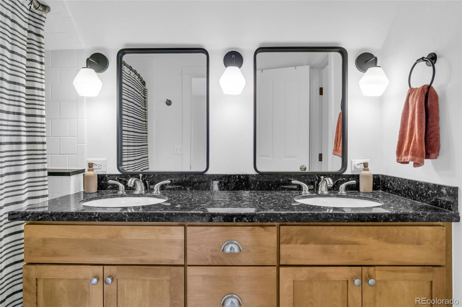 MLS Image #11 for 4030  wyandot street,denver, Colorado