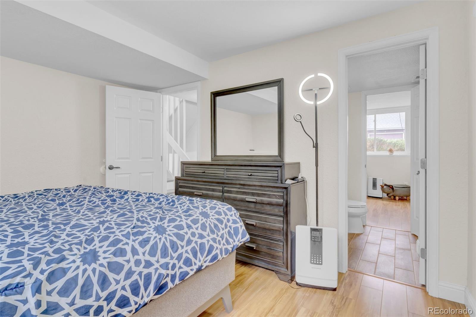 MLS Image #14 for 3750 s genoa circle,aurora, Colorado