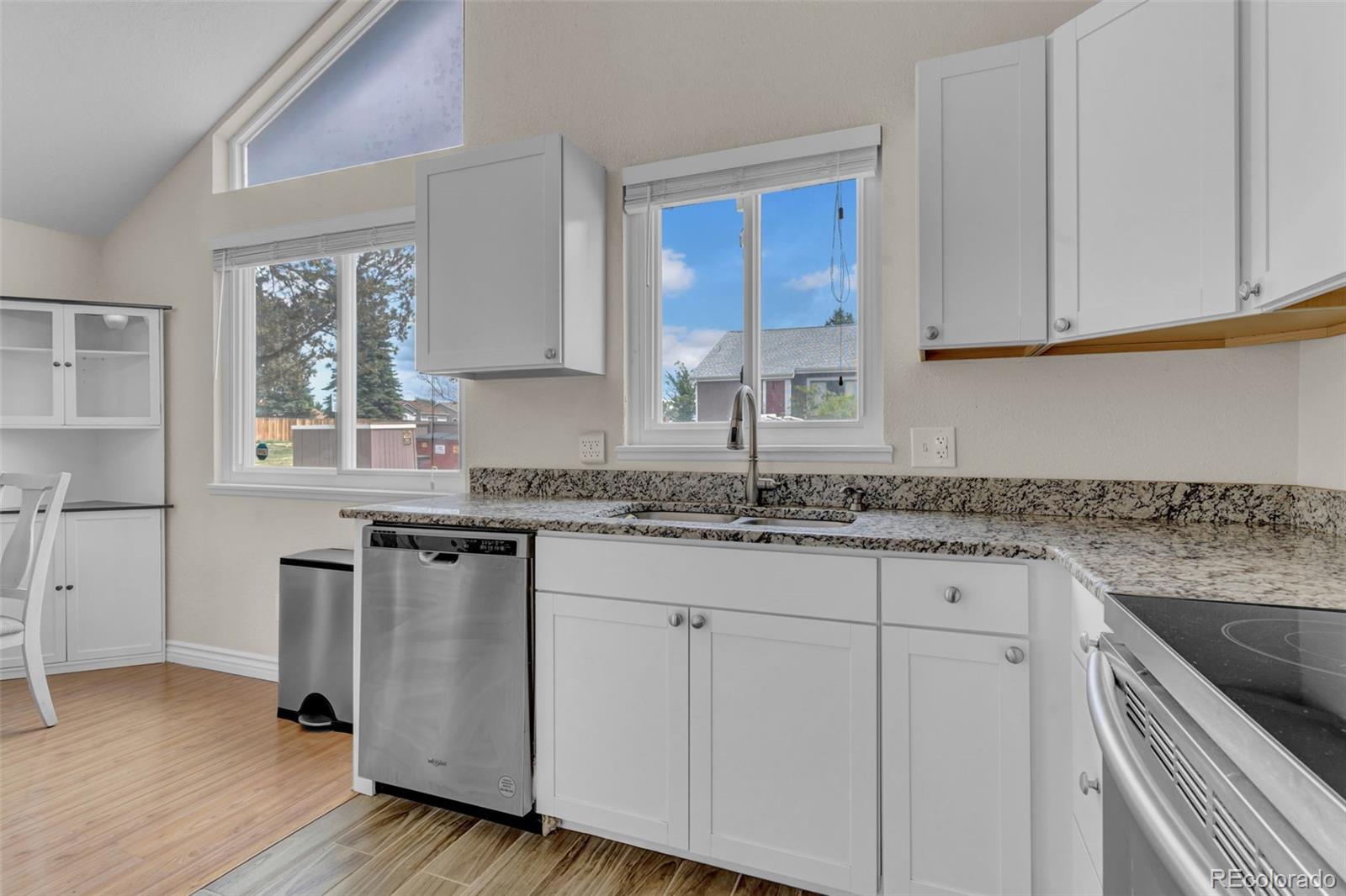 MLS Image #21 for 3750 s genoa circle,aurora, Colorado