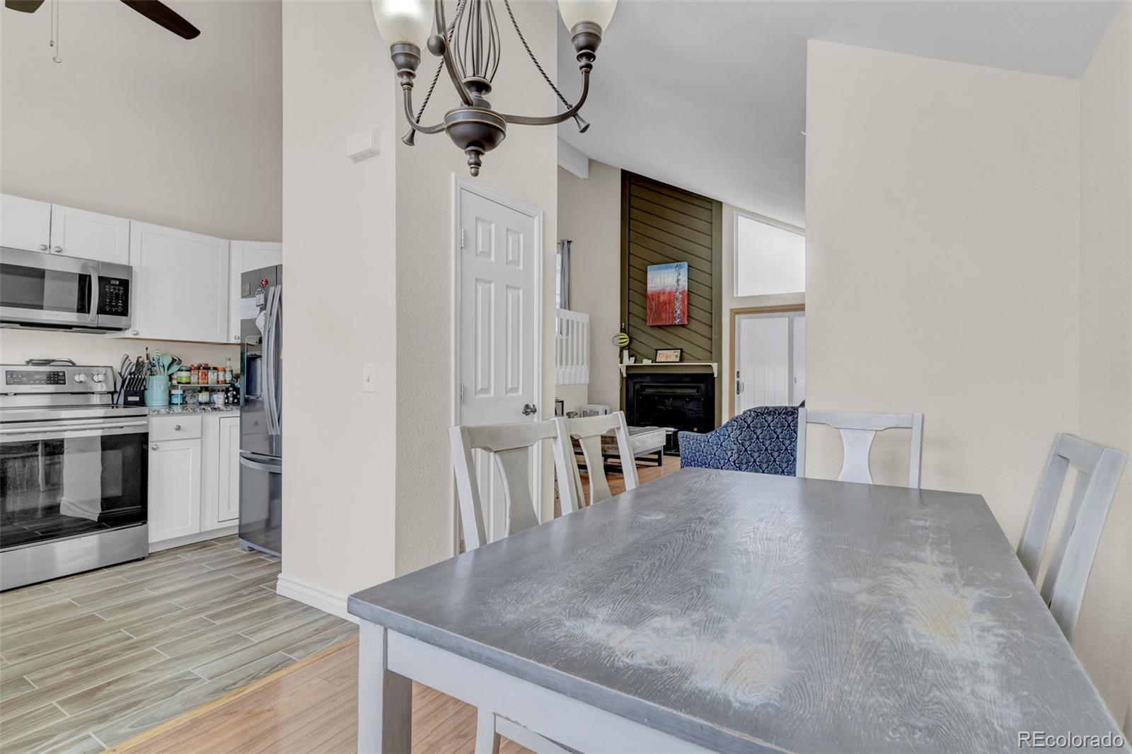 MLS Image #23 for 3750 s genoa circle,aurora, Colorado