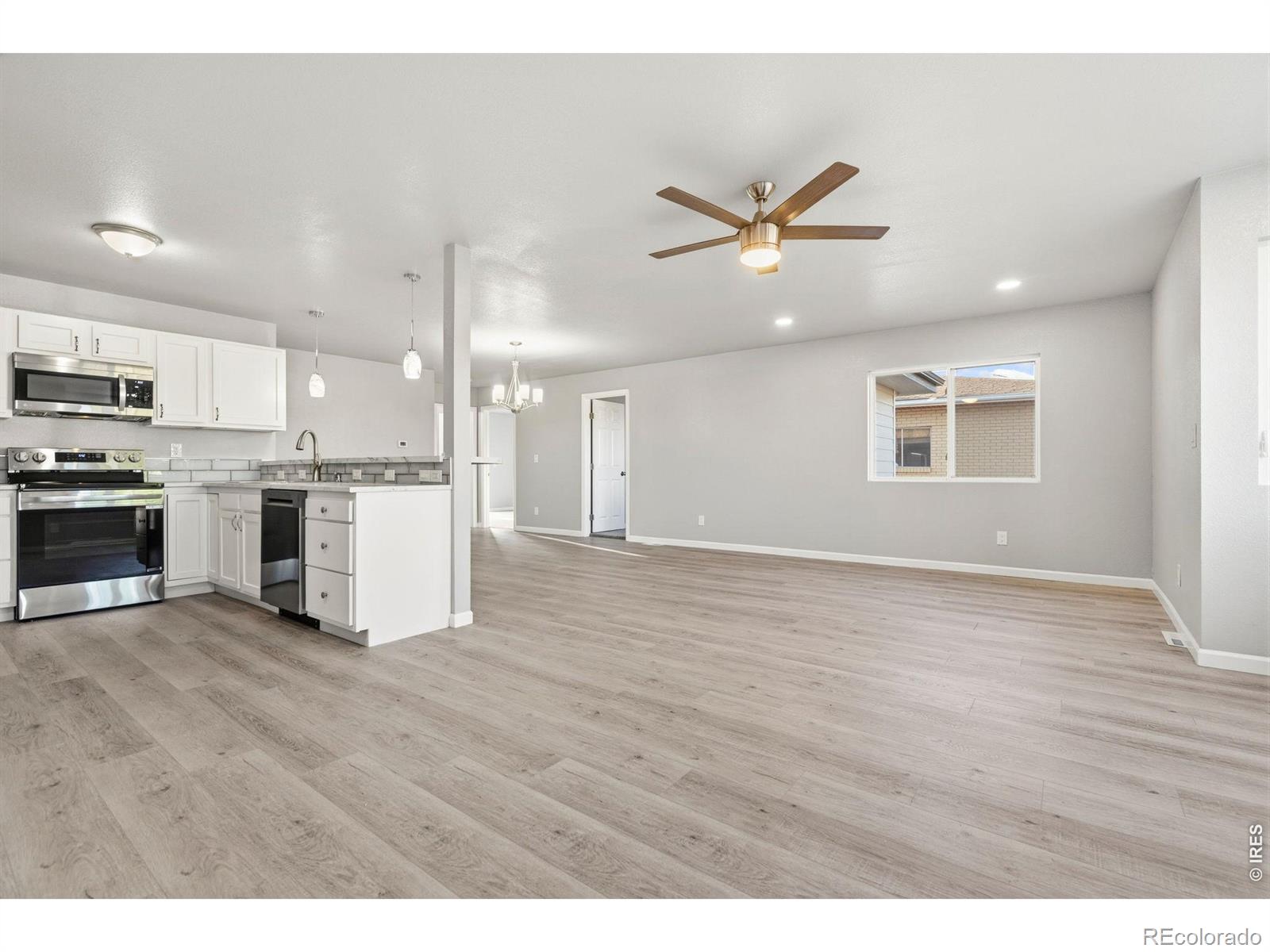 MLS Image #10 for 1833  dilmont avenue,greeley, Colorado