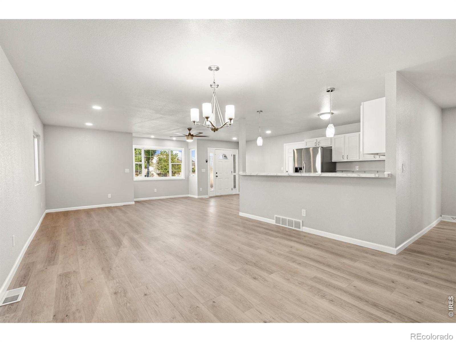 MLS Image #14 for 1833  dilmont avenue,greeley, Colorado