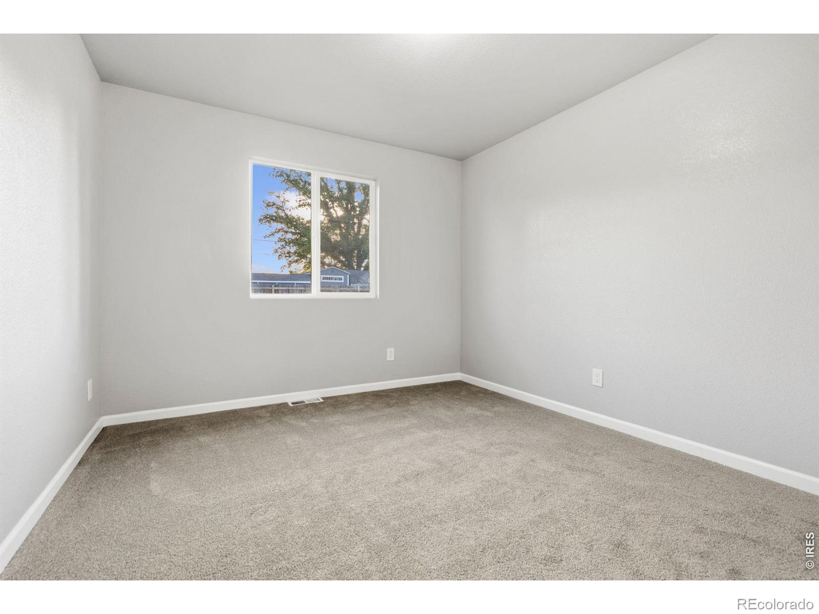 MLS Image #24 for 1833  dilmont avenue,greeley, Colorado
