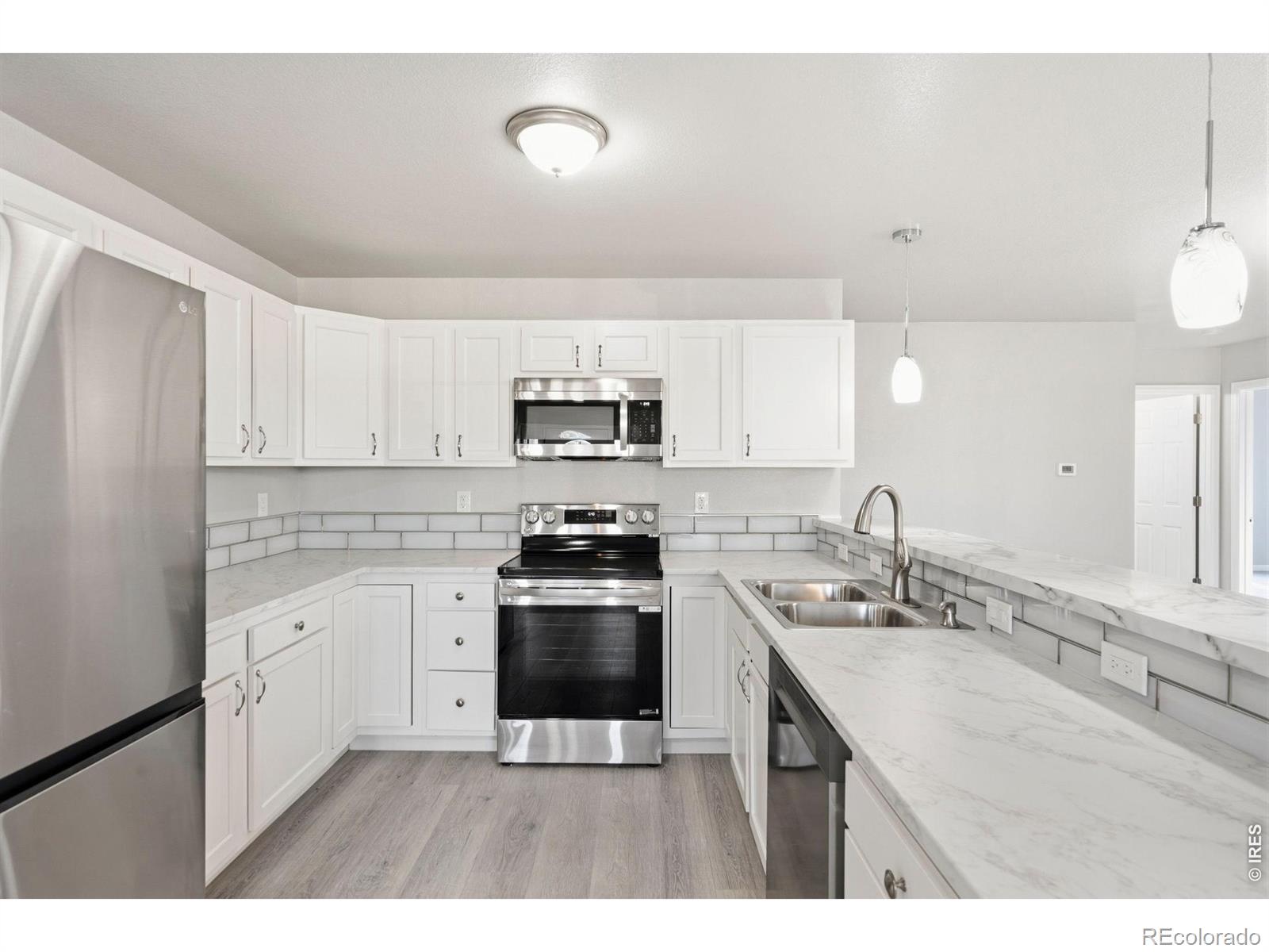 MLS Image #6 for 1833  dilmont avenue,greeley, Colorado