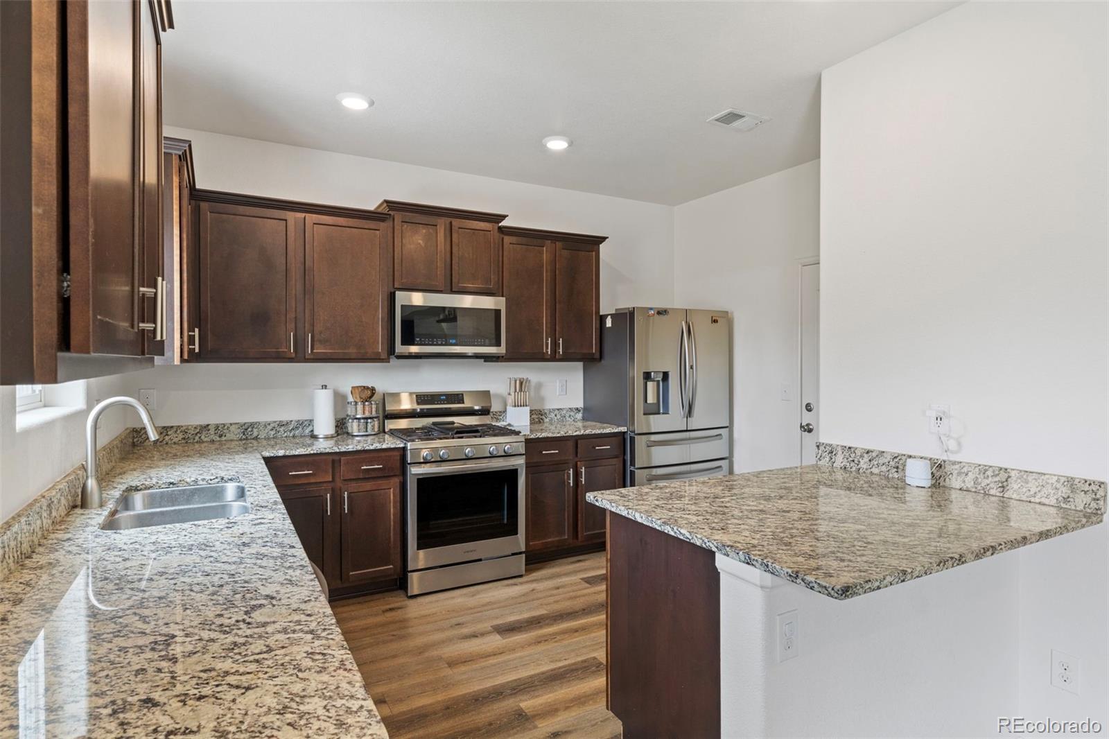 MLS Image #10 for 6206  meadowbank lane,colorado springs, Colorado