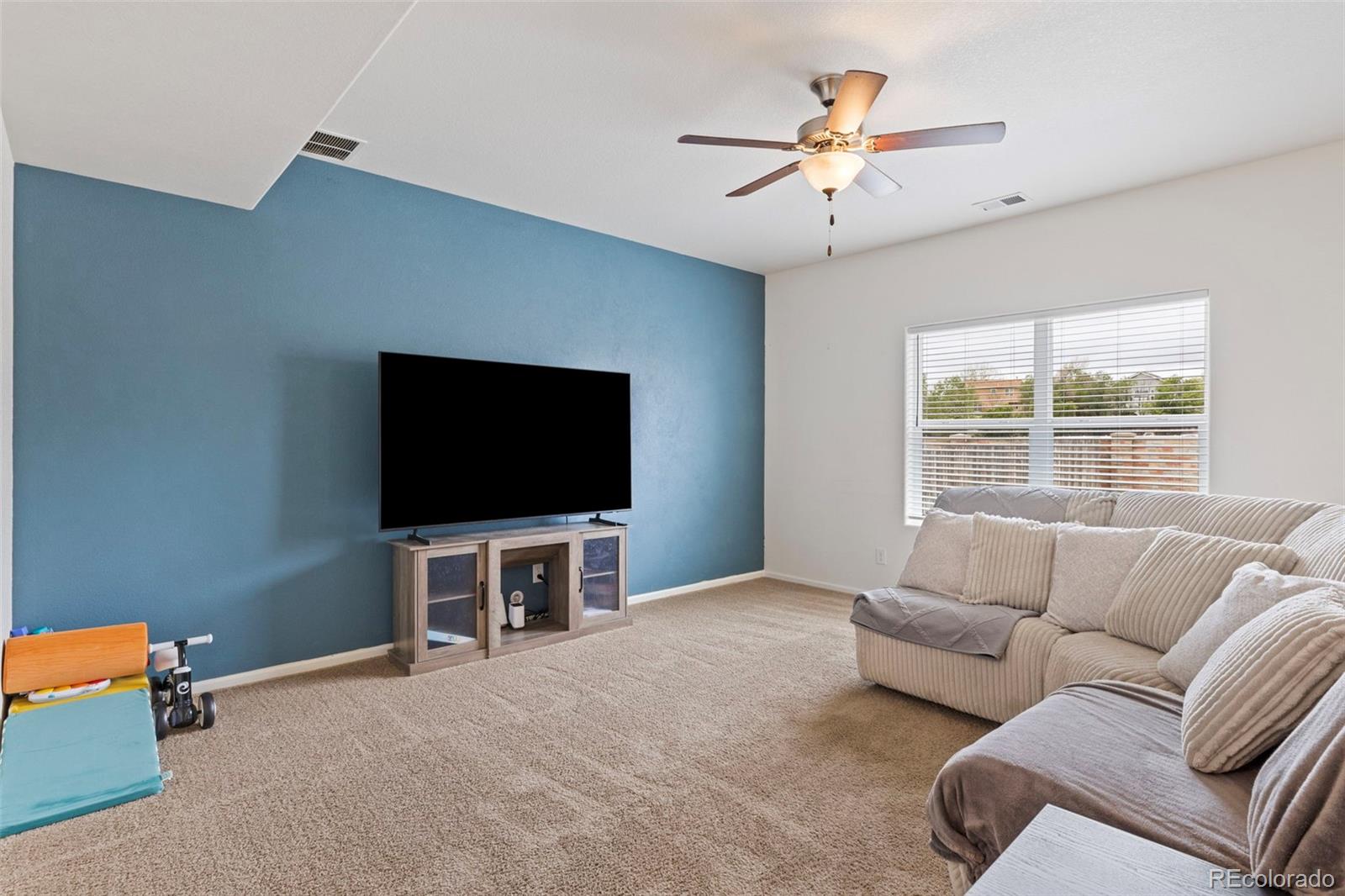 MLS Image #3 for 6206  meadowbank lane,colorado springs, Colorado