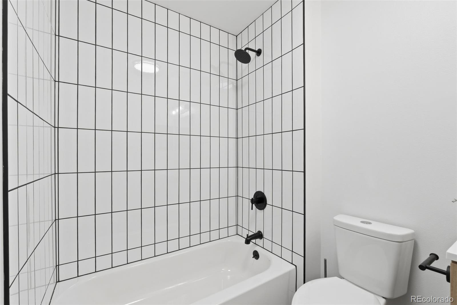 MLS Image #10 for 7889  york street,denver, Colorado