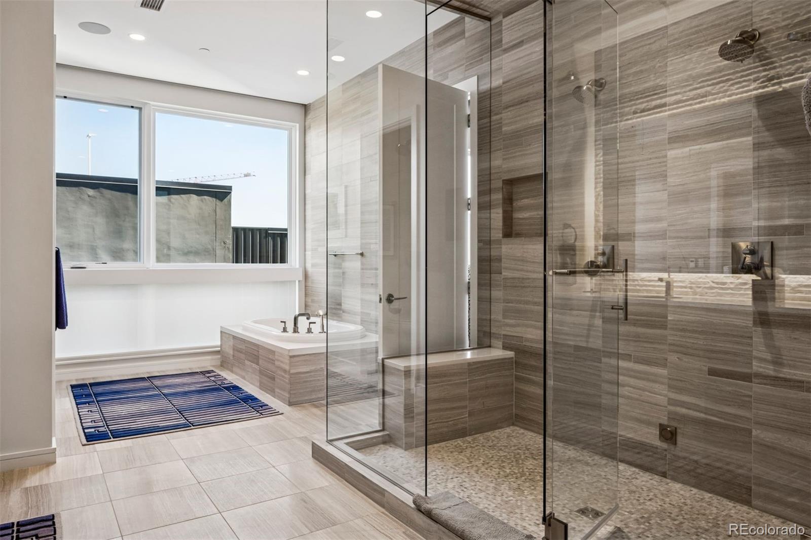 MLS Image #19 for 250  columbine street,denver, Colorado
