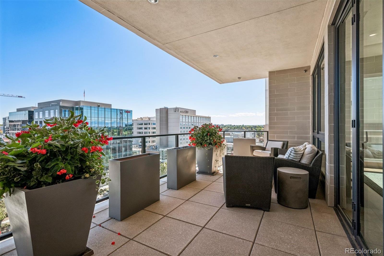 MLS Image #9 for 250  columbine street,denver, Colorado