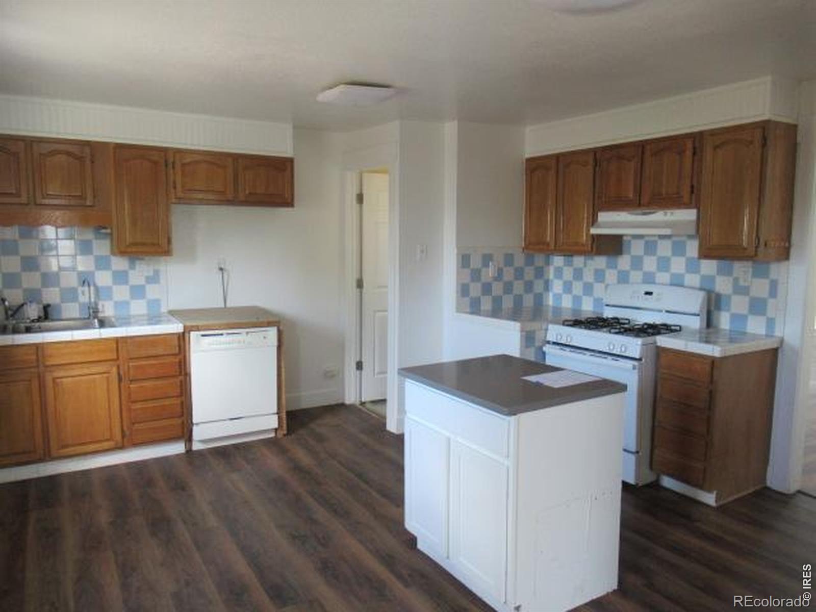 MLS Image #7 for 813  4th street,greeley, Colorado